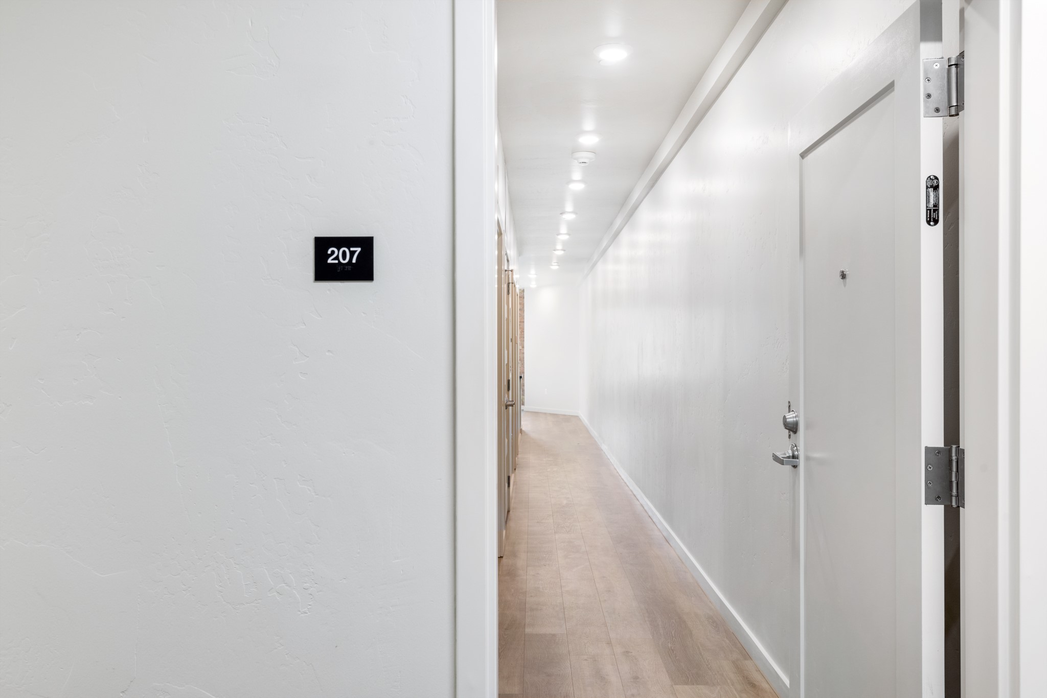 59 E Park Street 207 Property Photo 2