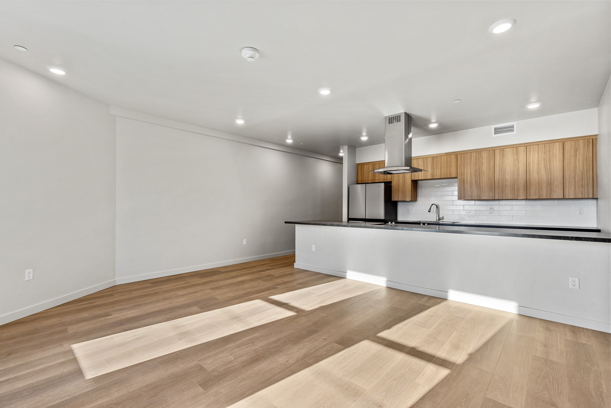 59 E Park Street 207 Property Photo 8