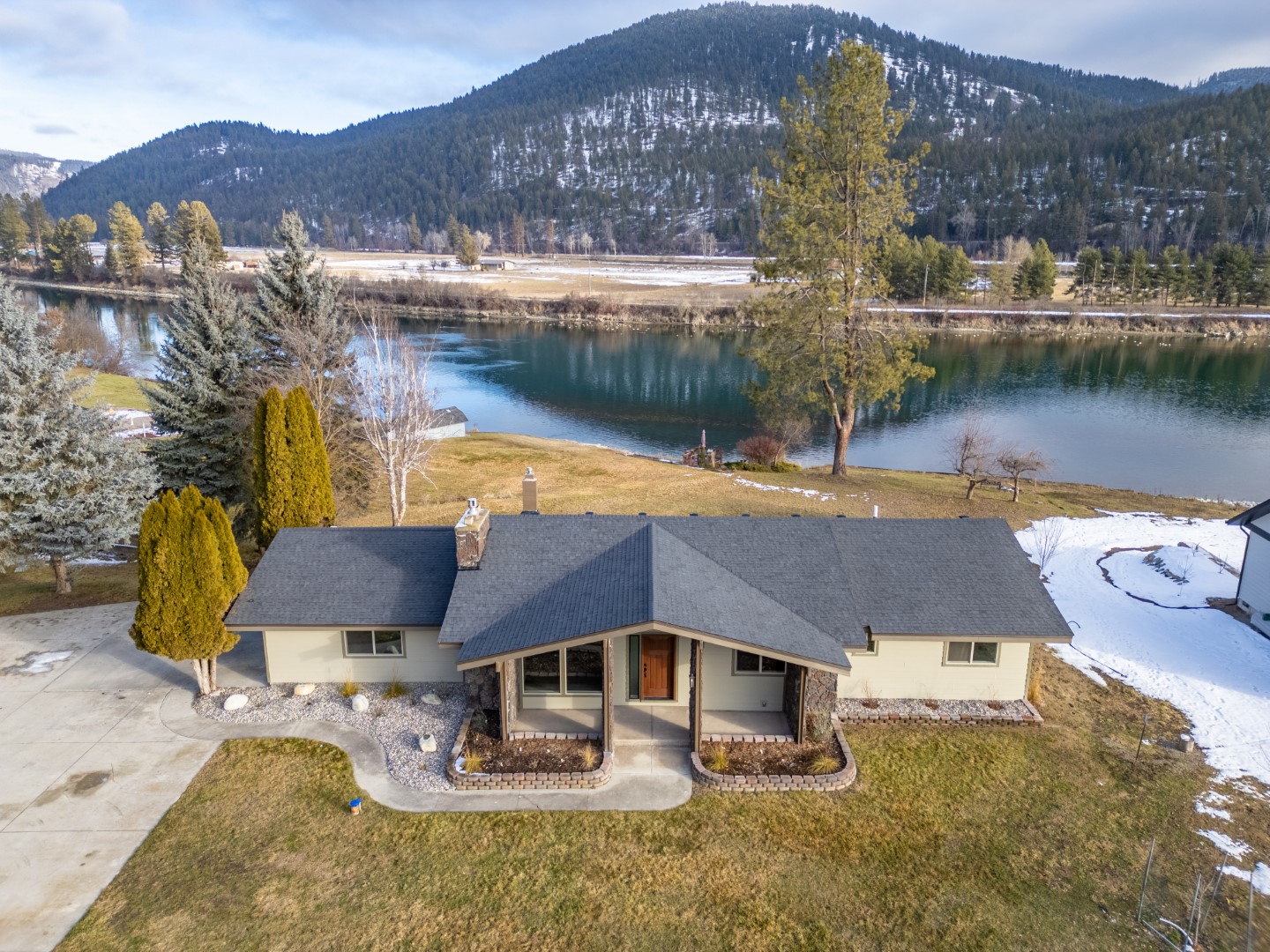 475 Northwood Avenue Property Photo