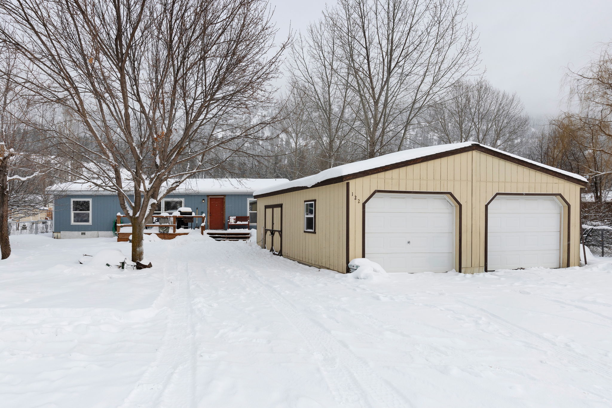 122 Parkway Drive Property Photo