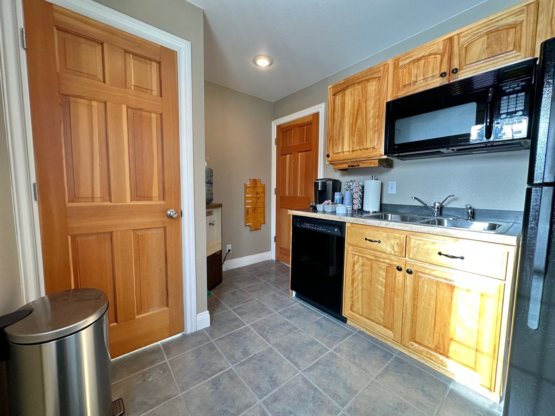601 1st Street E Property Photo 7