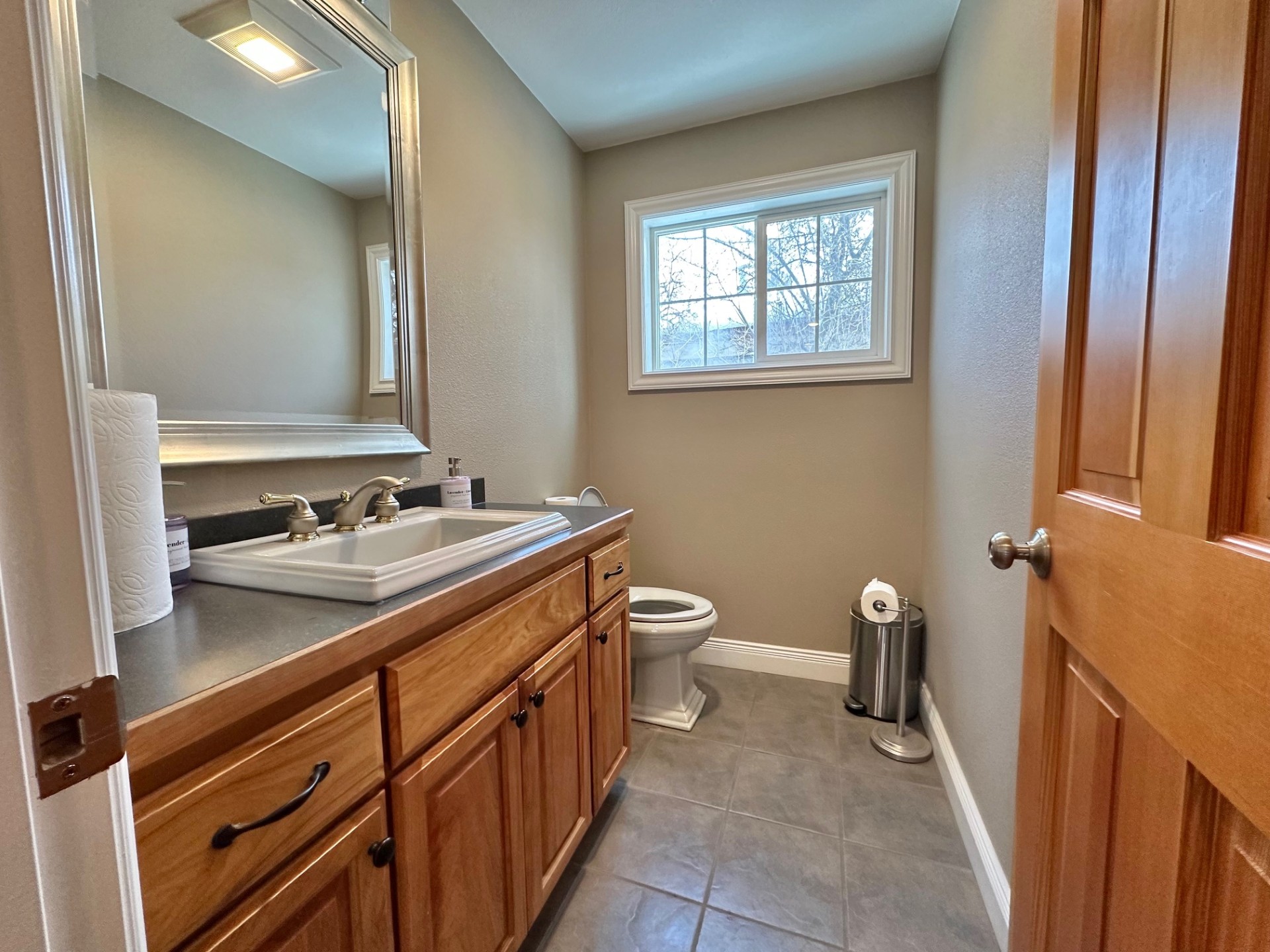 601 1st Street E Property Photo 8