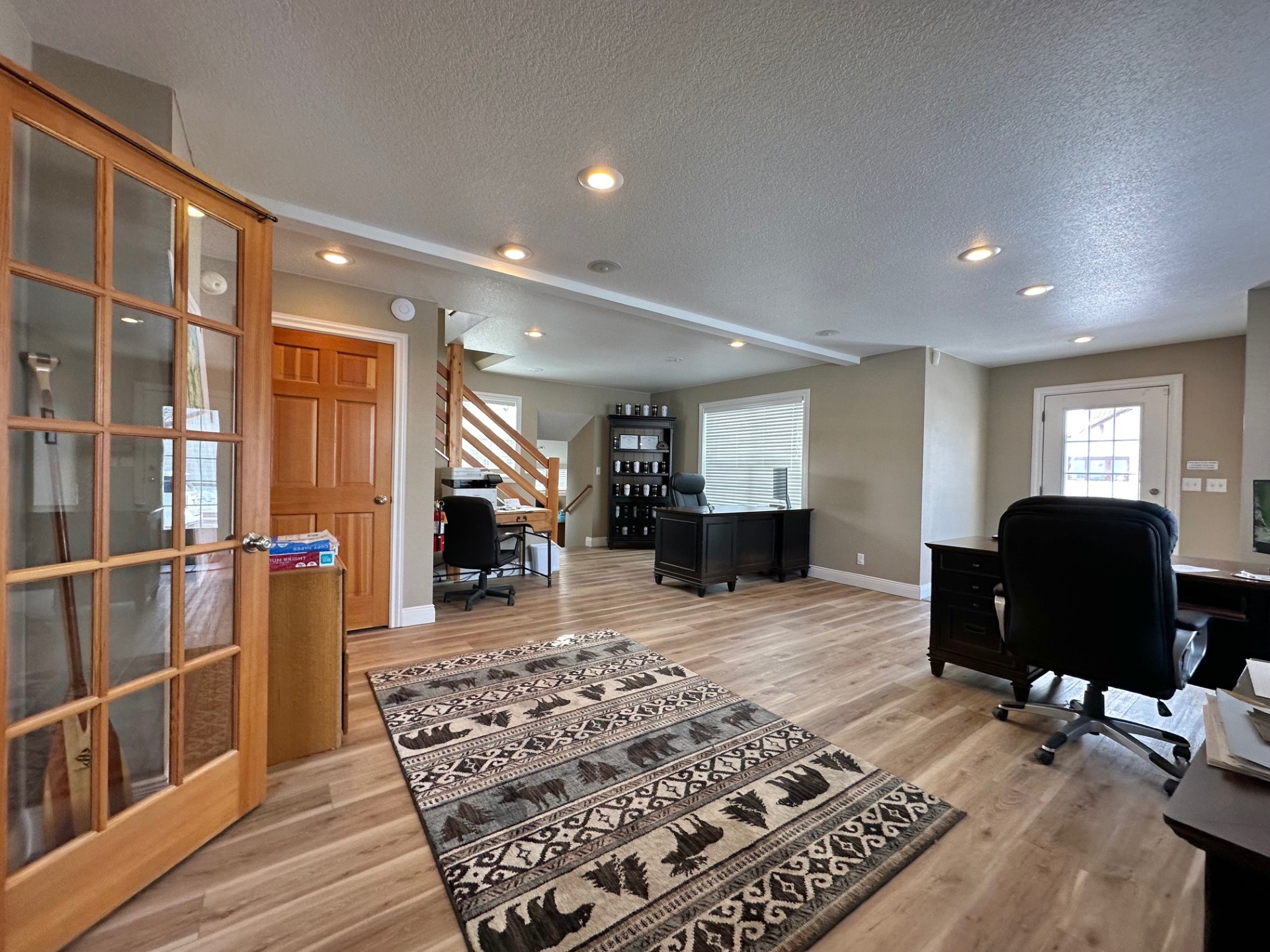 601 1st Street E Property Photo 11