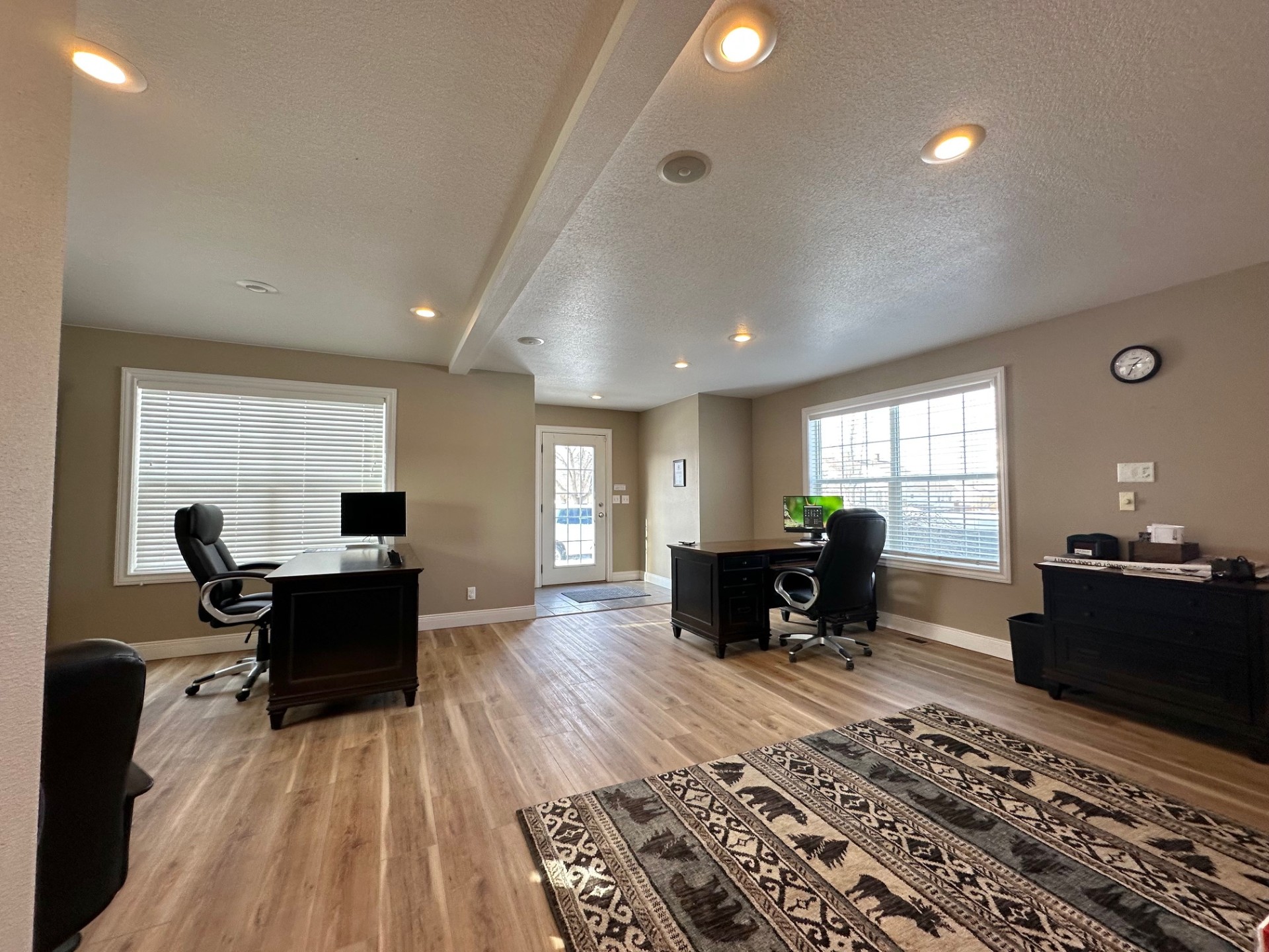 601 1st Street E Property Photo 12