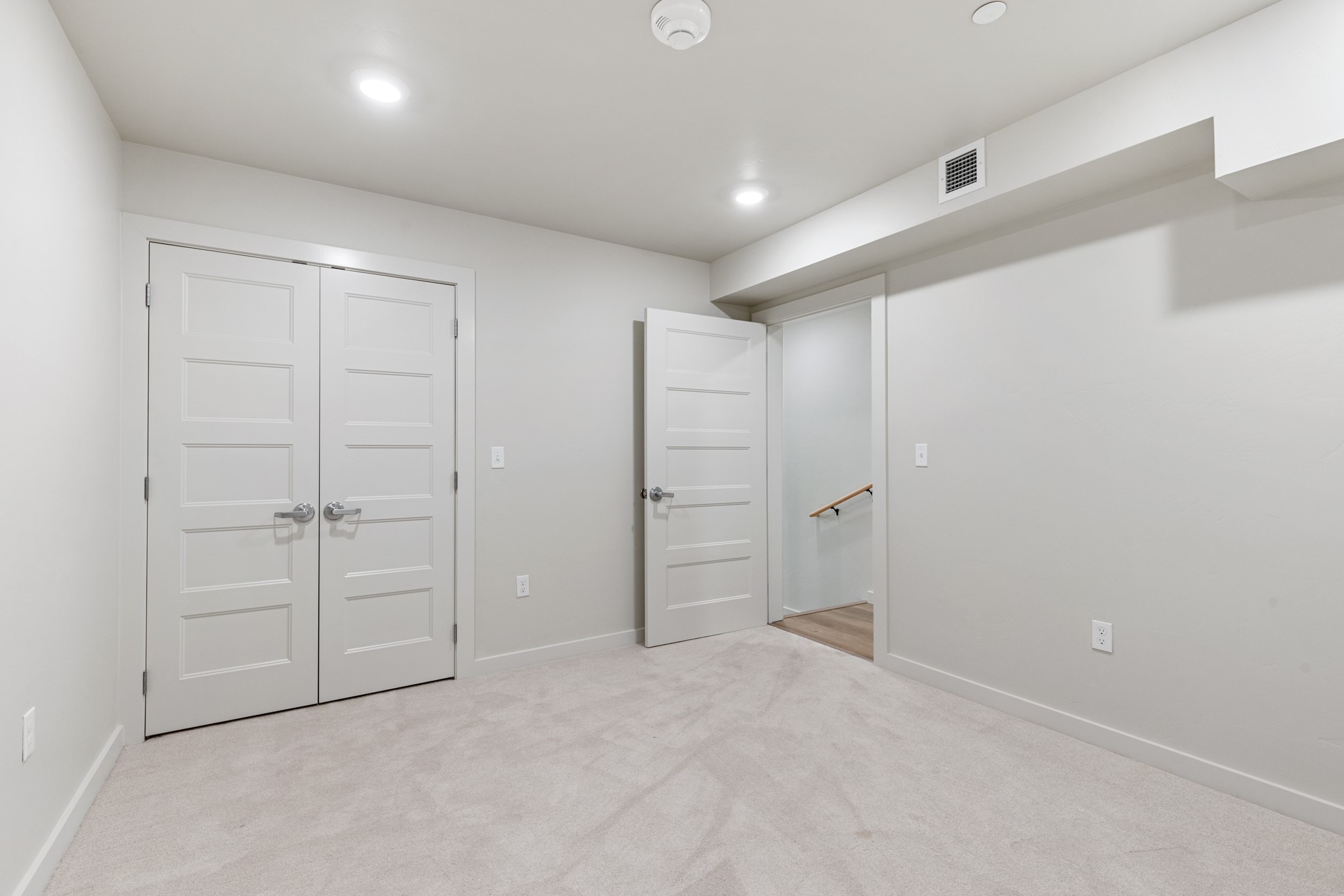 59 E Park Street 204 Property Photo 12