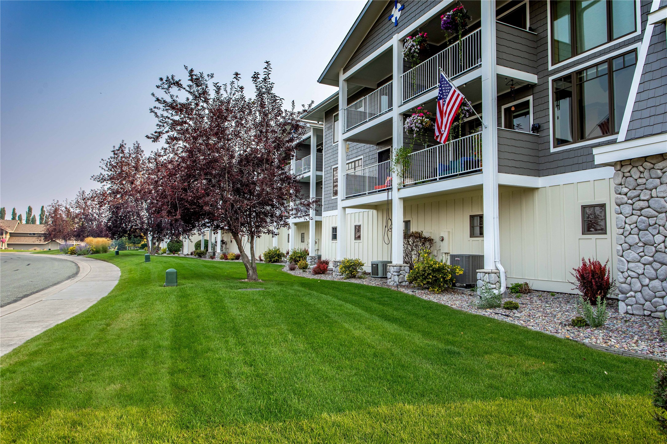 2012 Marina Court Property Photo 4