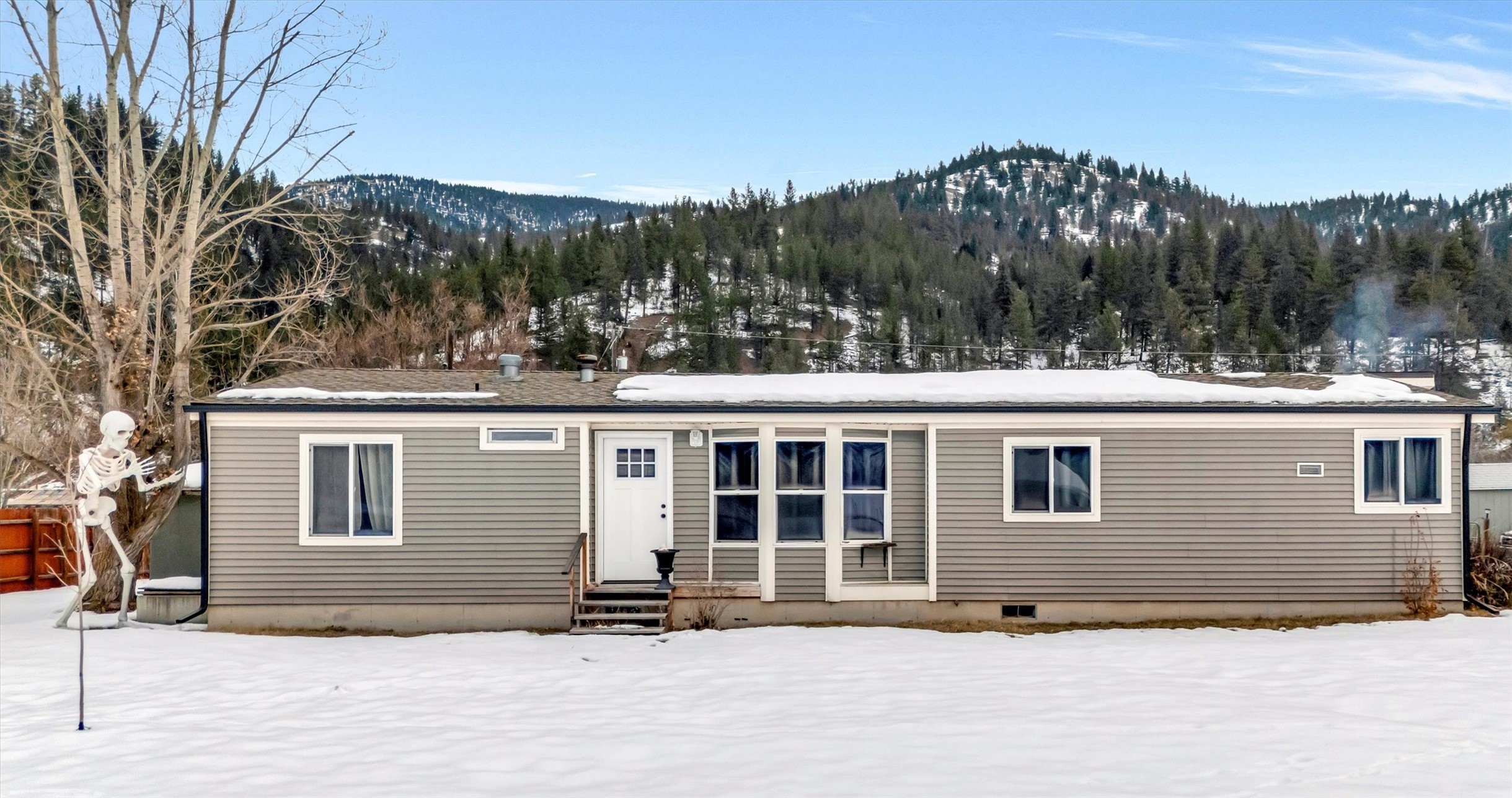20370 Us Highway 10 E Property Photo
