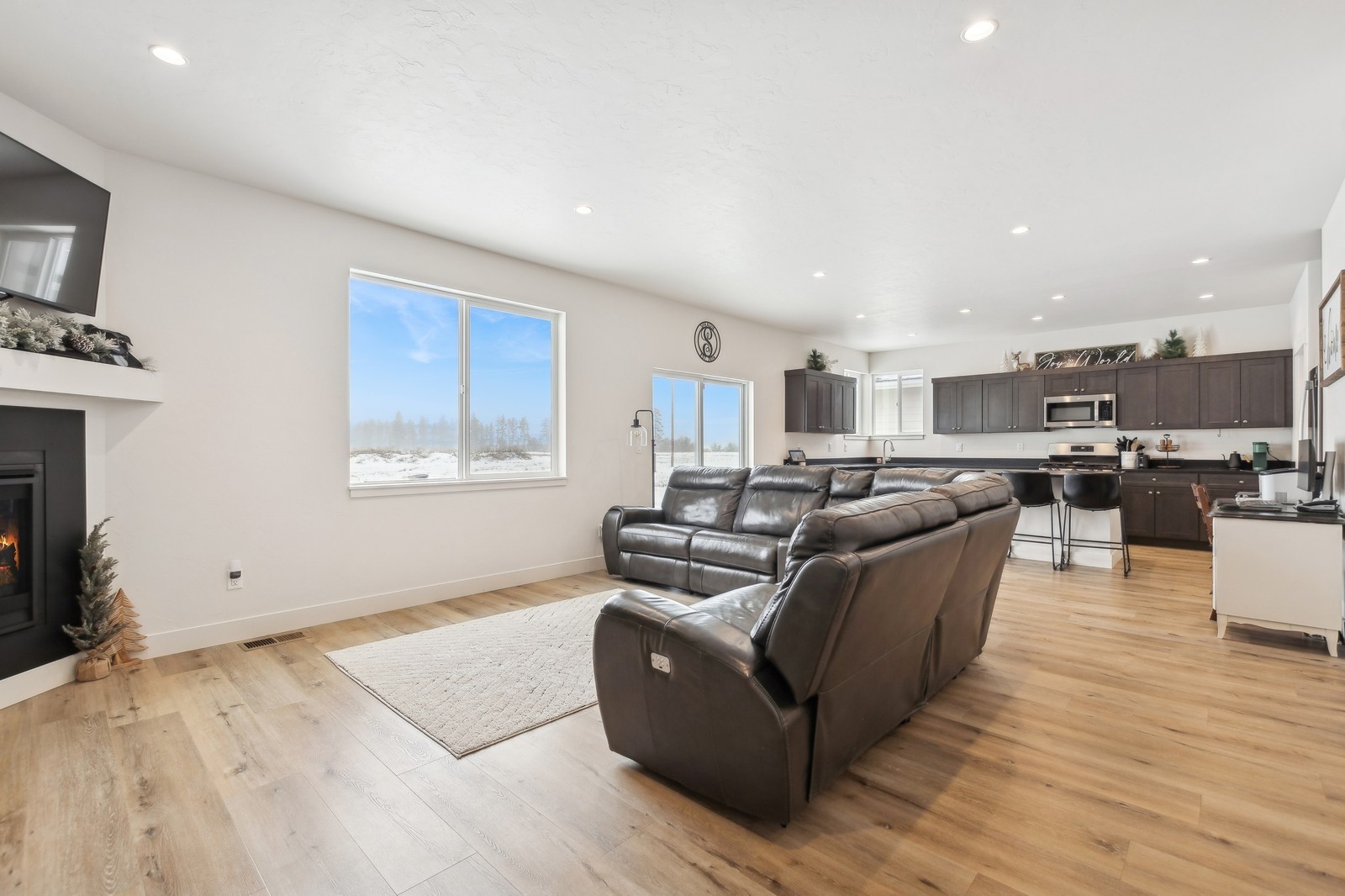 4033 Snowberry Avenue Property Photo 15