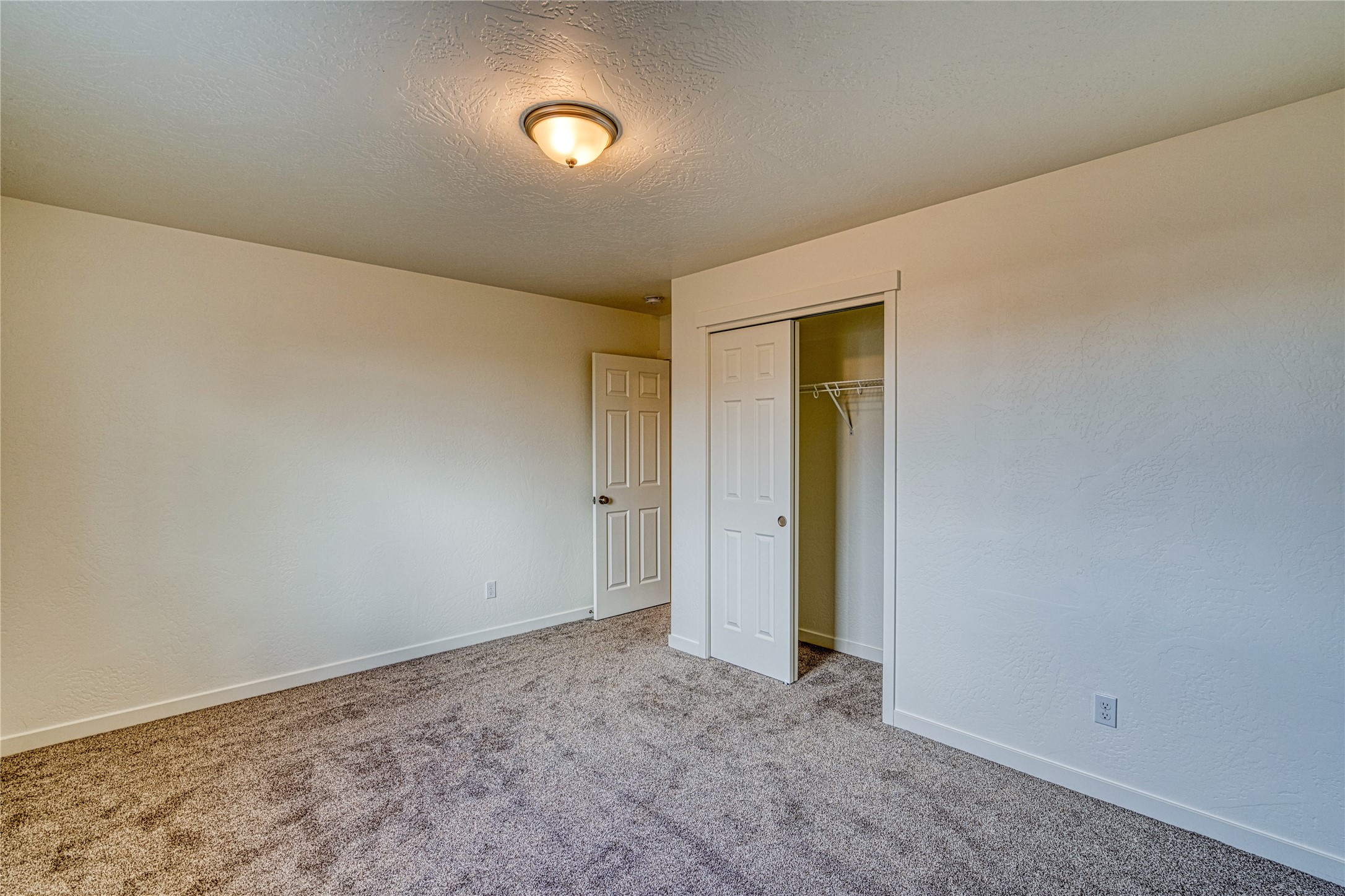 60 Hidden Buck Court Property Photo 47