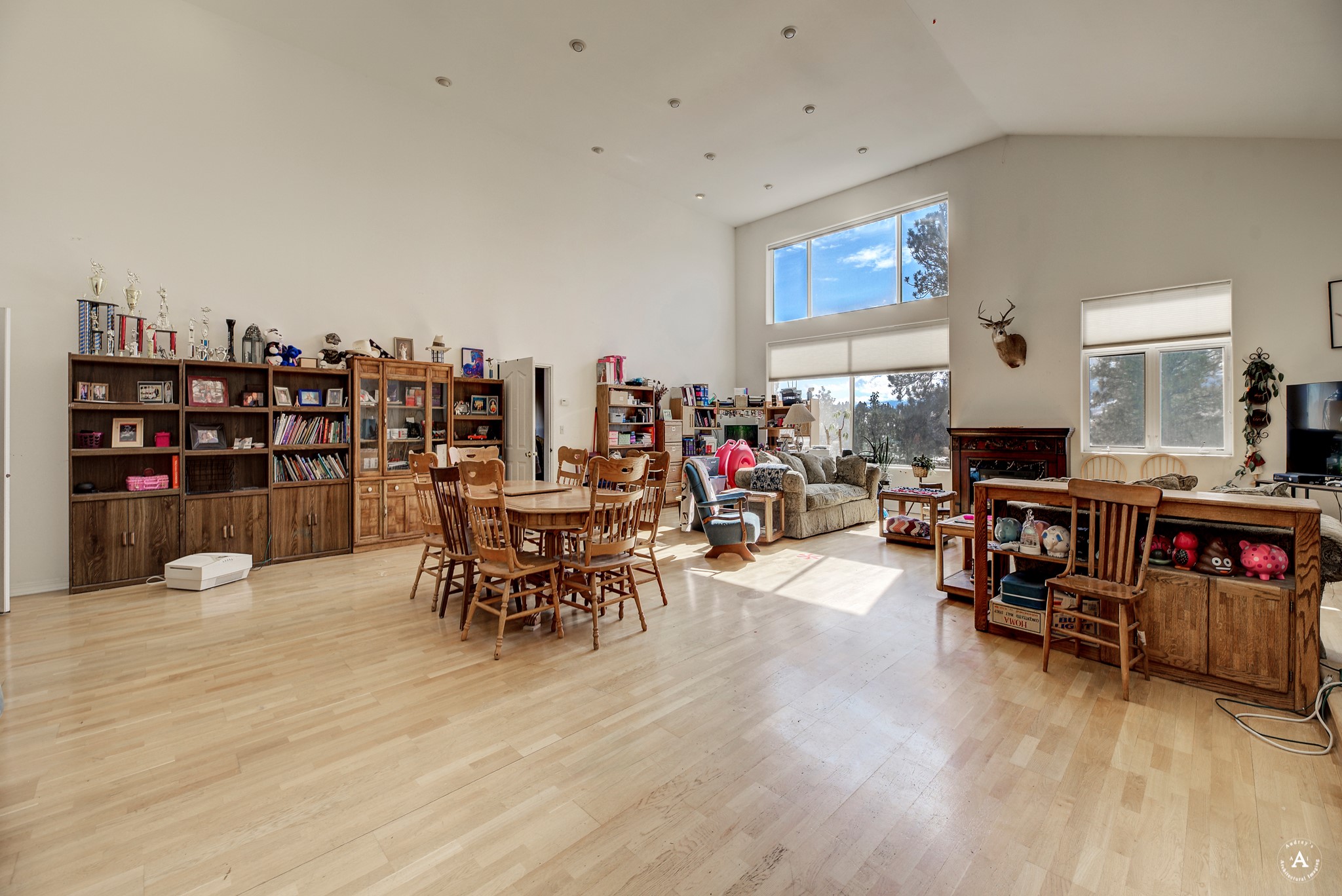 6000 Pine Meadow Road Property Photo 5