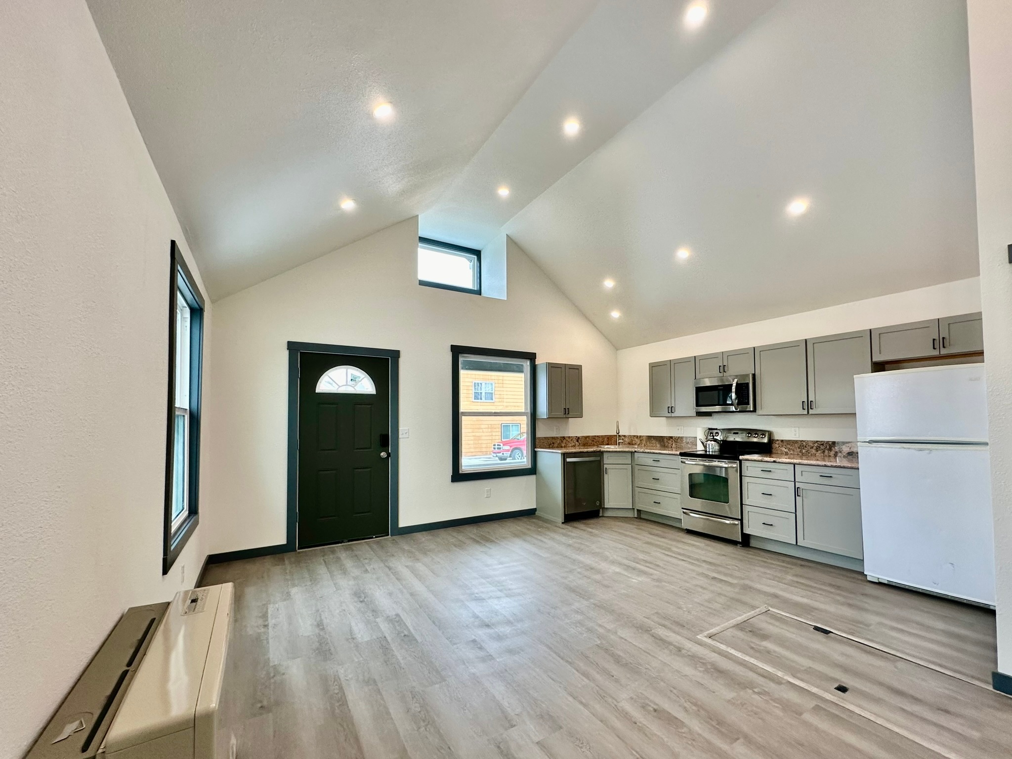 208 Locust Street Property Photo 2