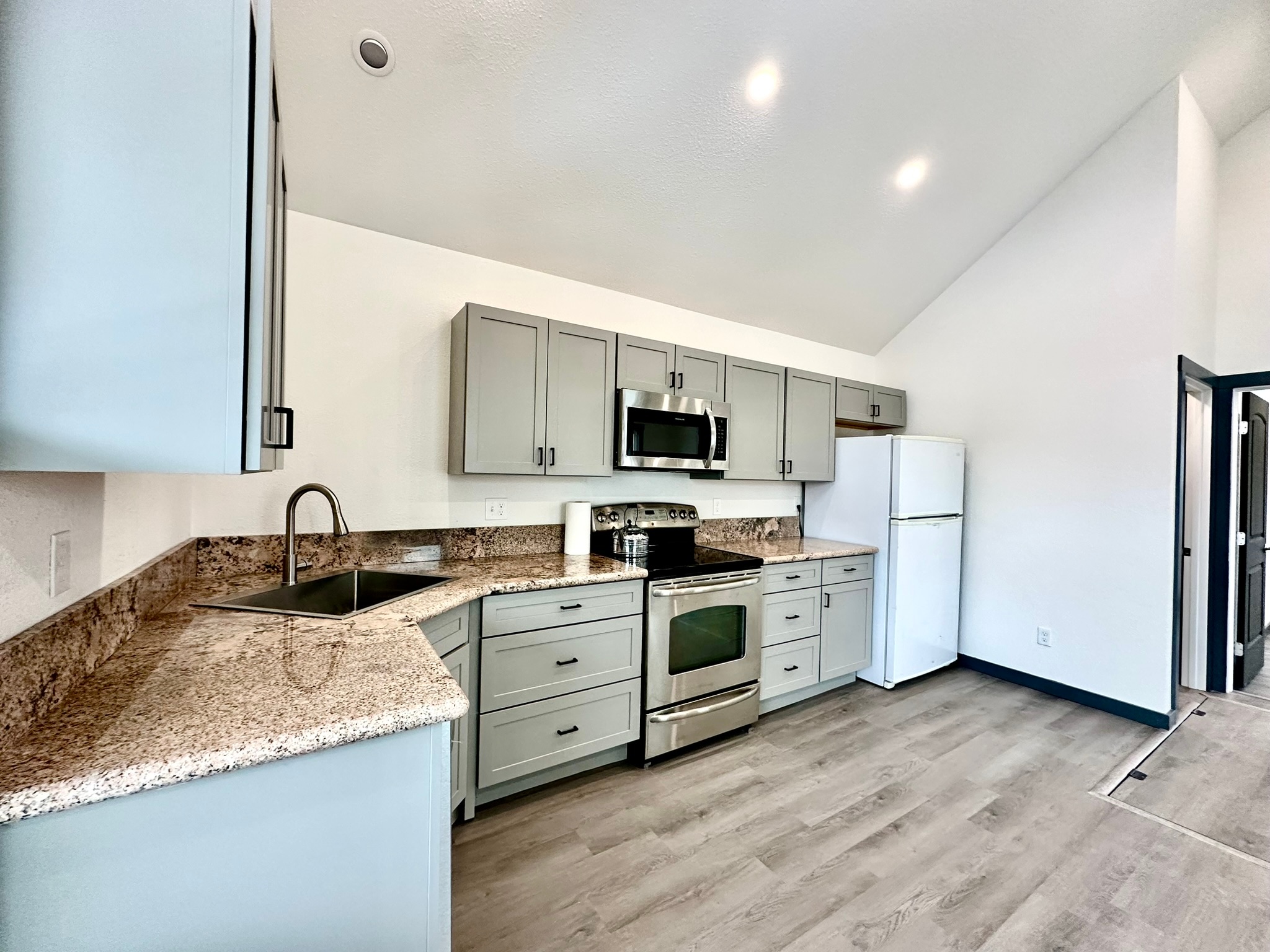 208 Locust Street Property Photo 4