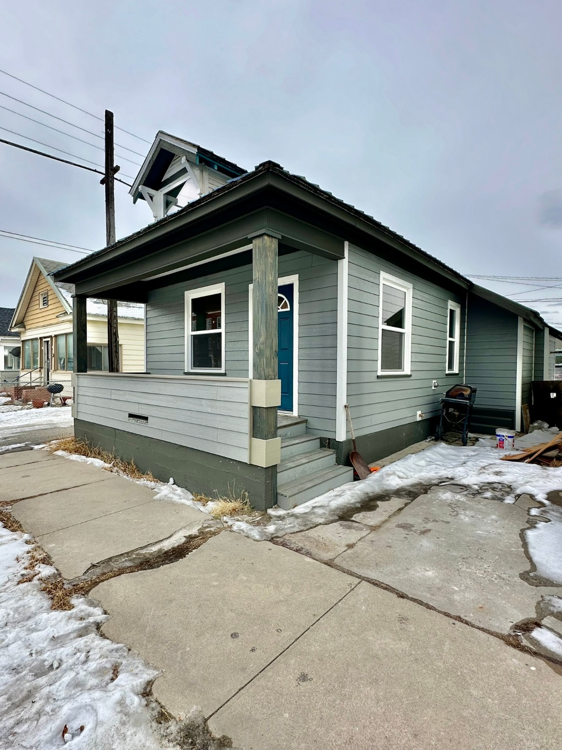 208 Locust Street Property Photo 14
