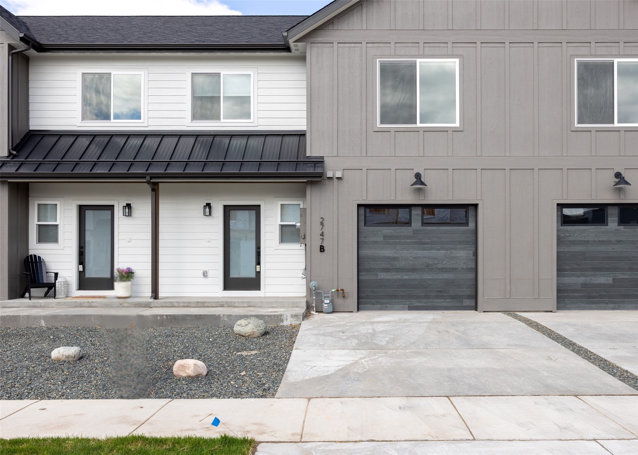 2747 Riata Road A And B Property Photo