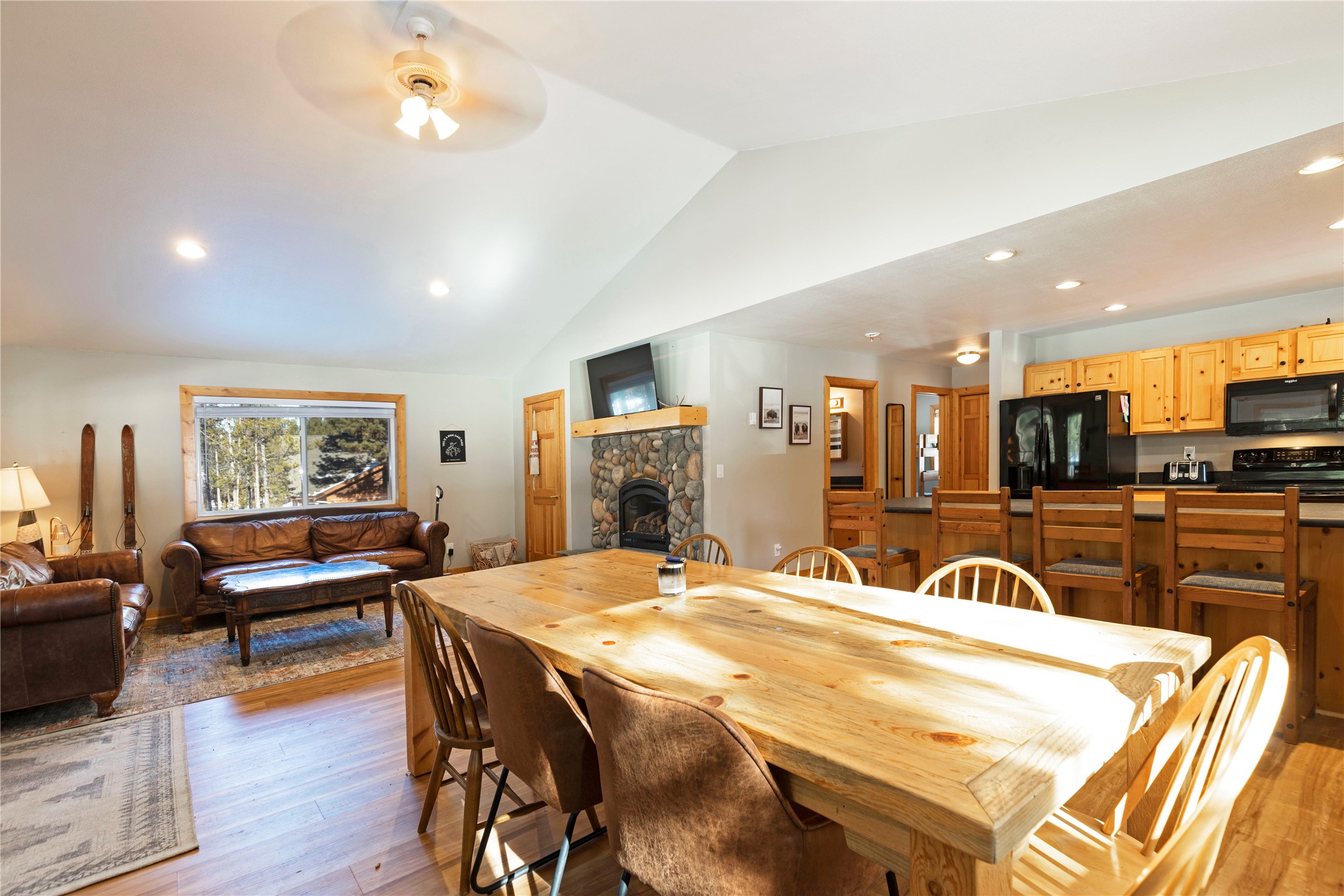 9292 W Fork Road Property Photo 5