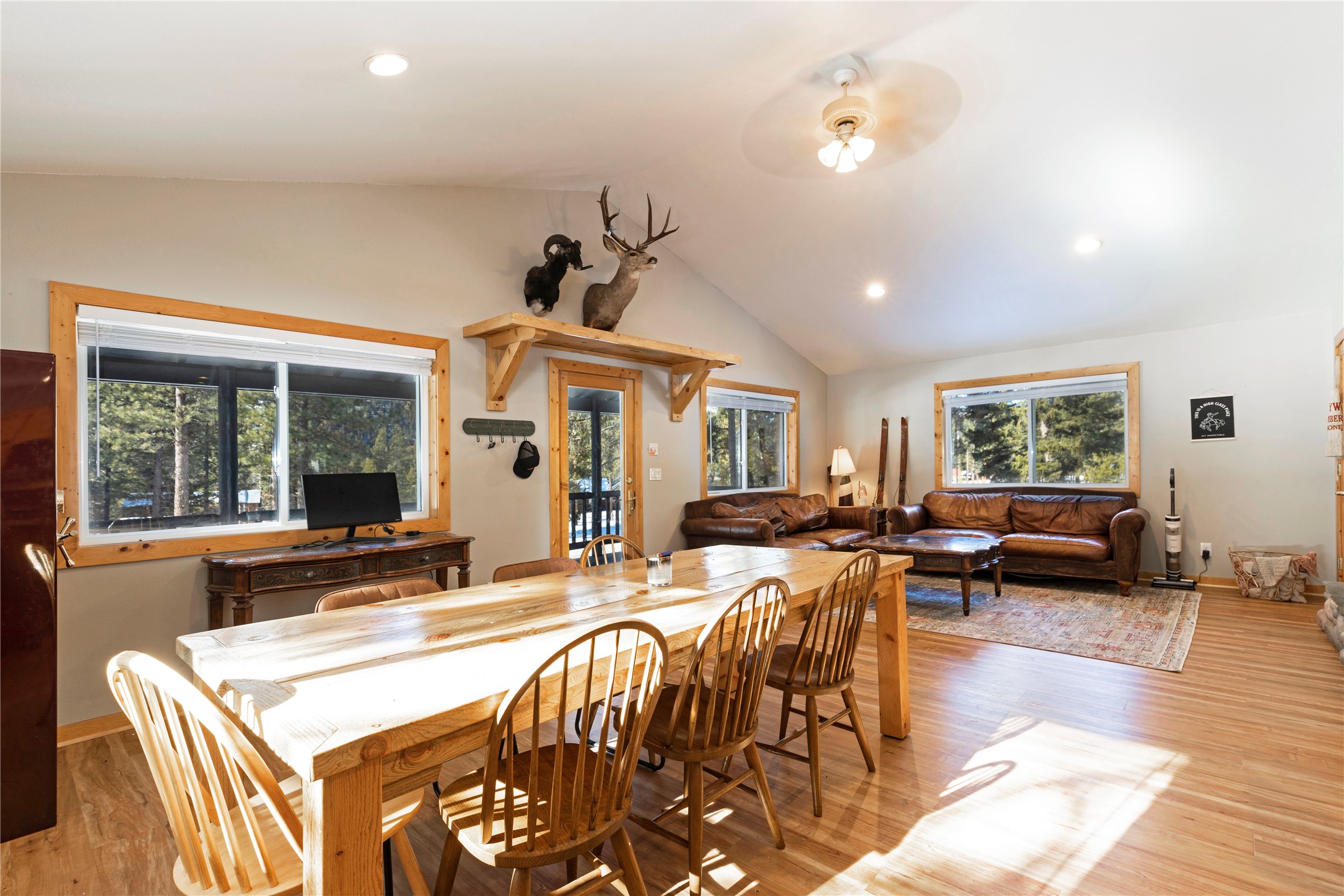 9292 W Fork Road Property Photo 6