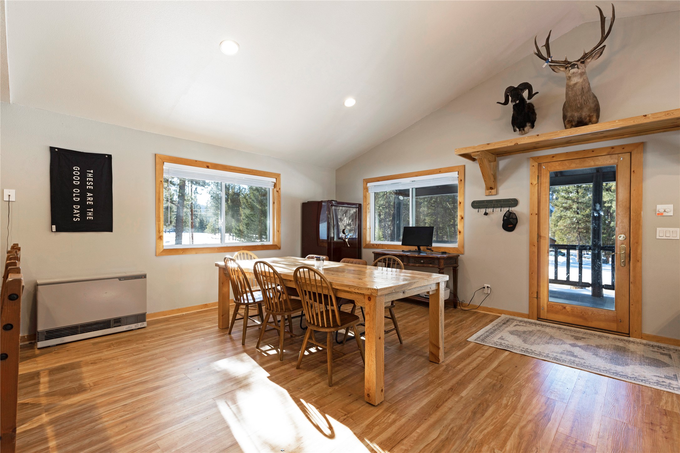 9292 W Fork Road Property Photo 7