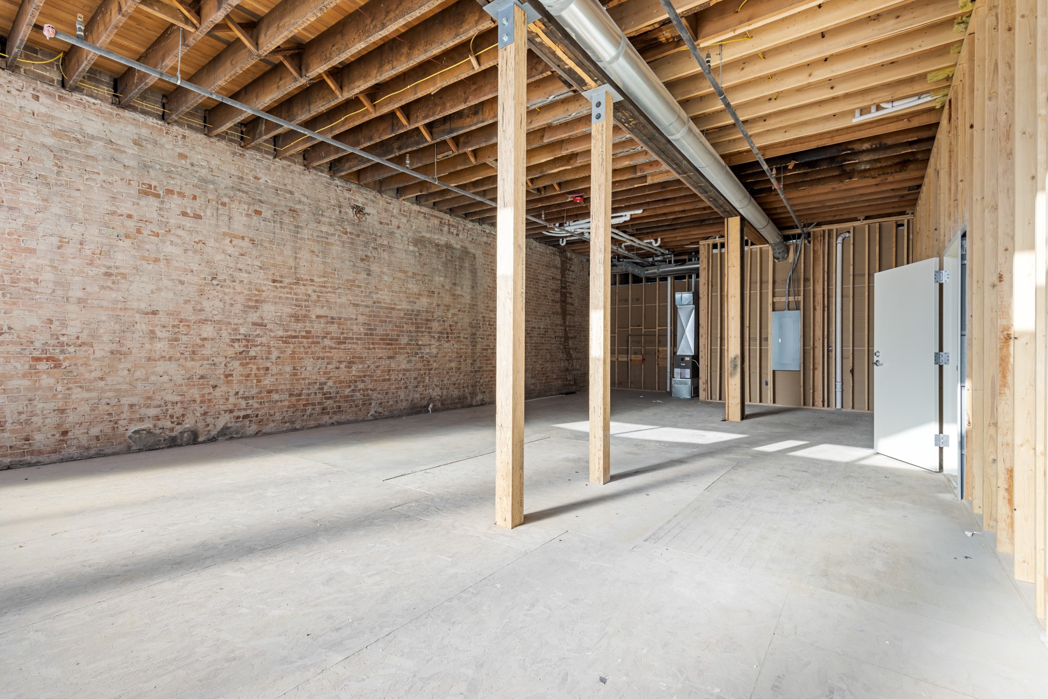 59 E Park Street D Property Photo 4