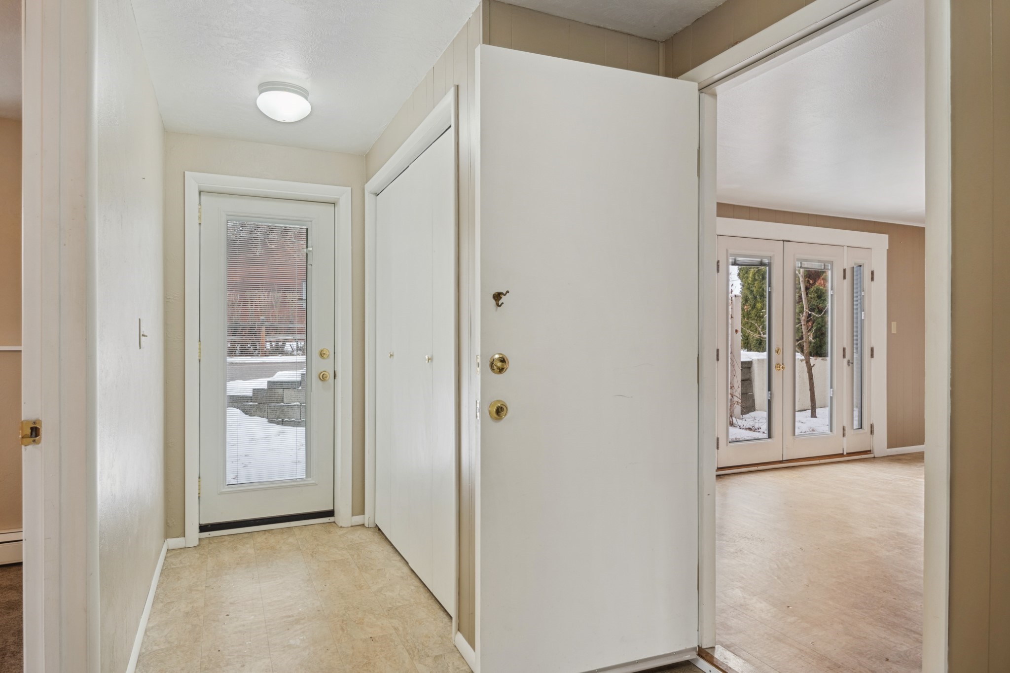 1623 Clements Road Property Photo 16