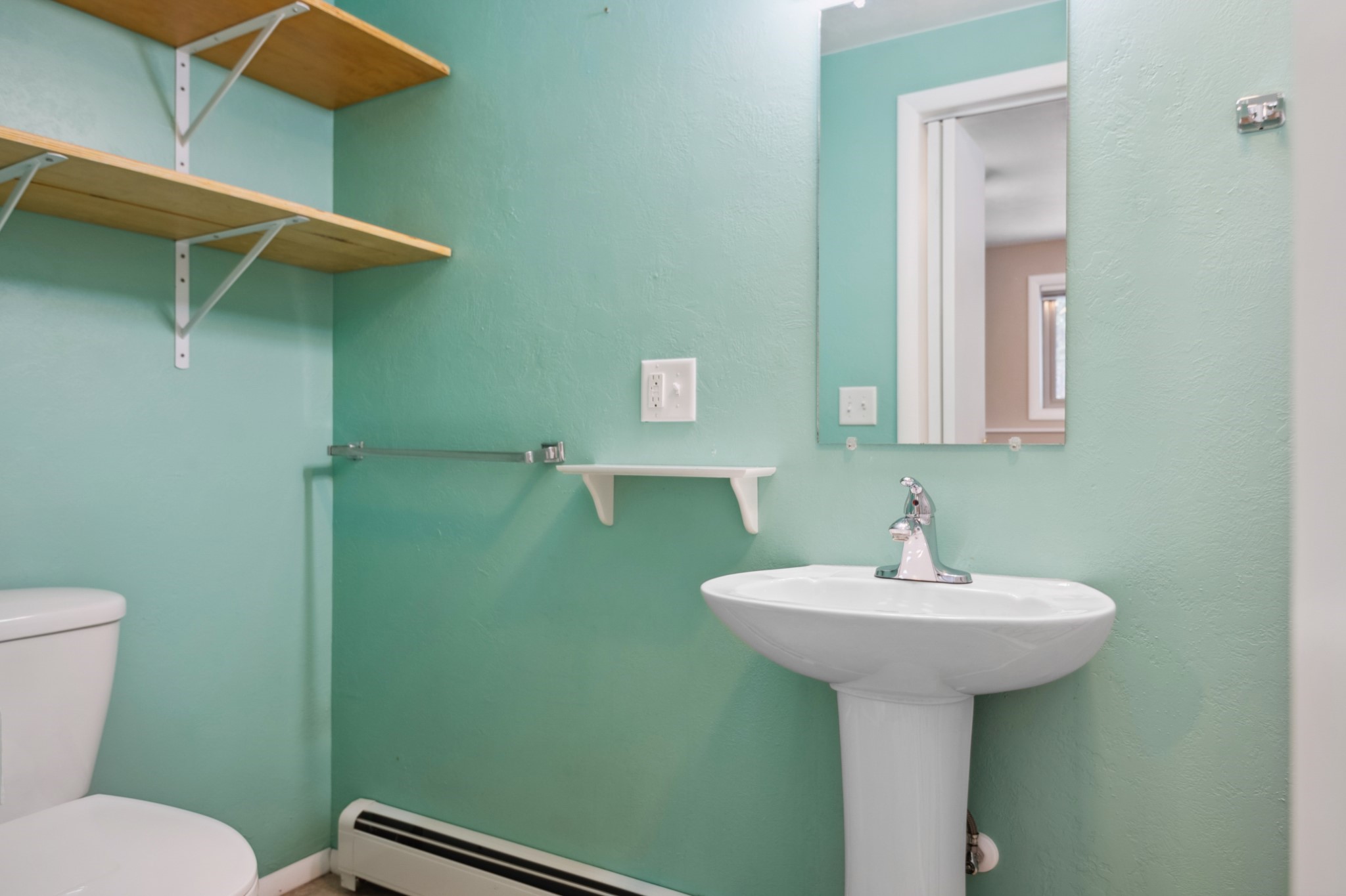 1623 Clements Road Property Photo 23