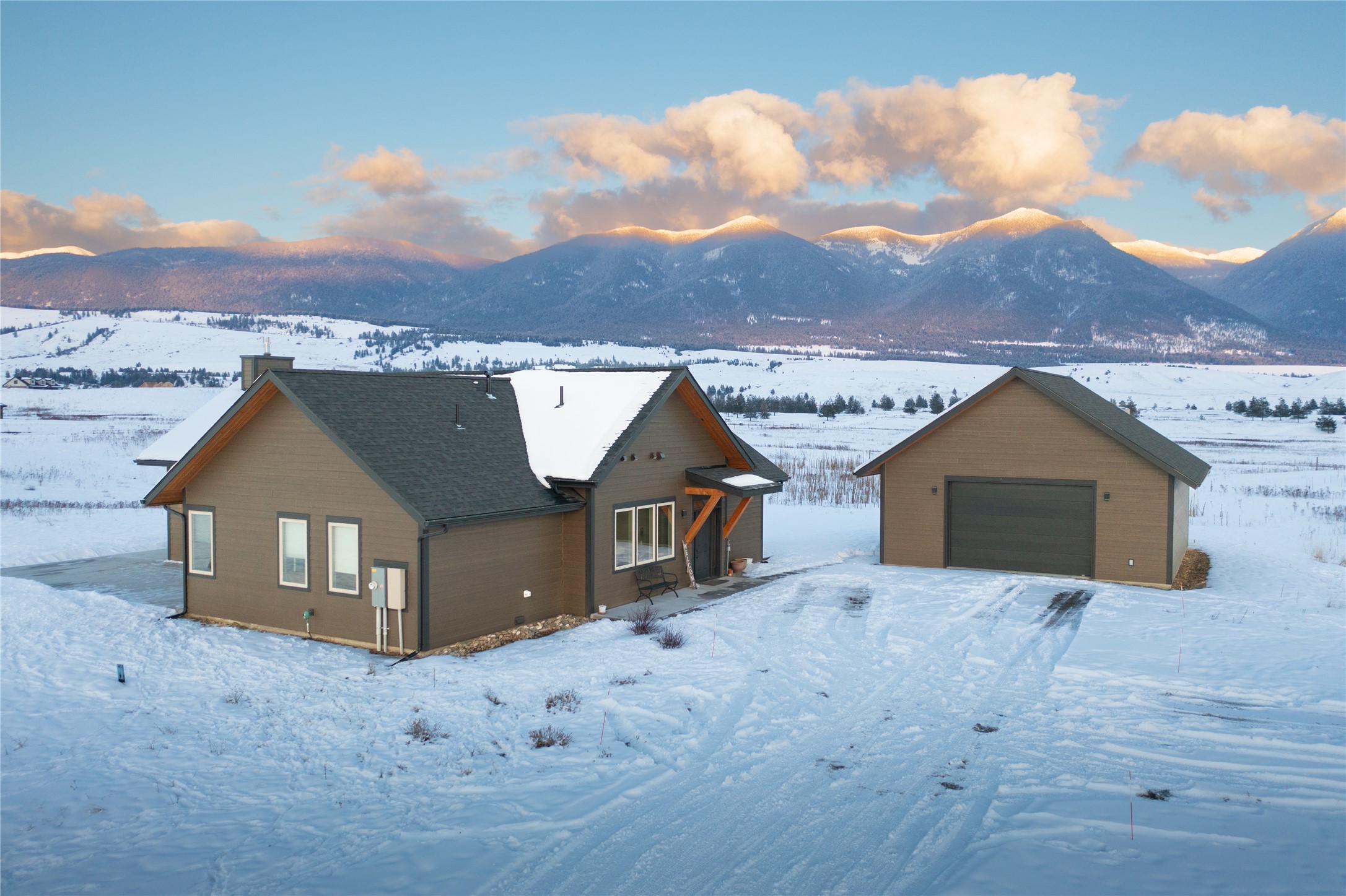 815 Velvet Grove Property Photo
