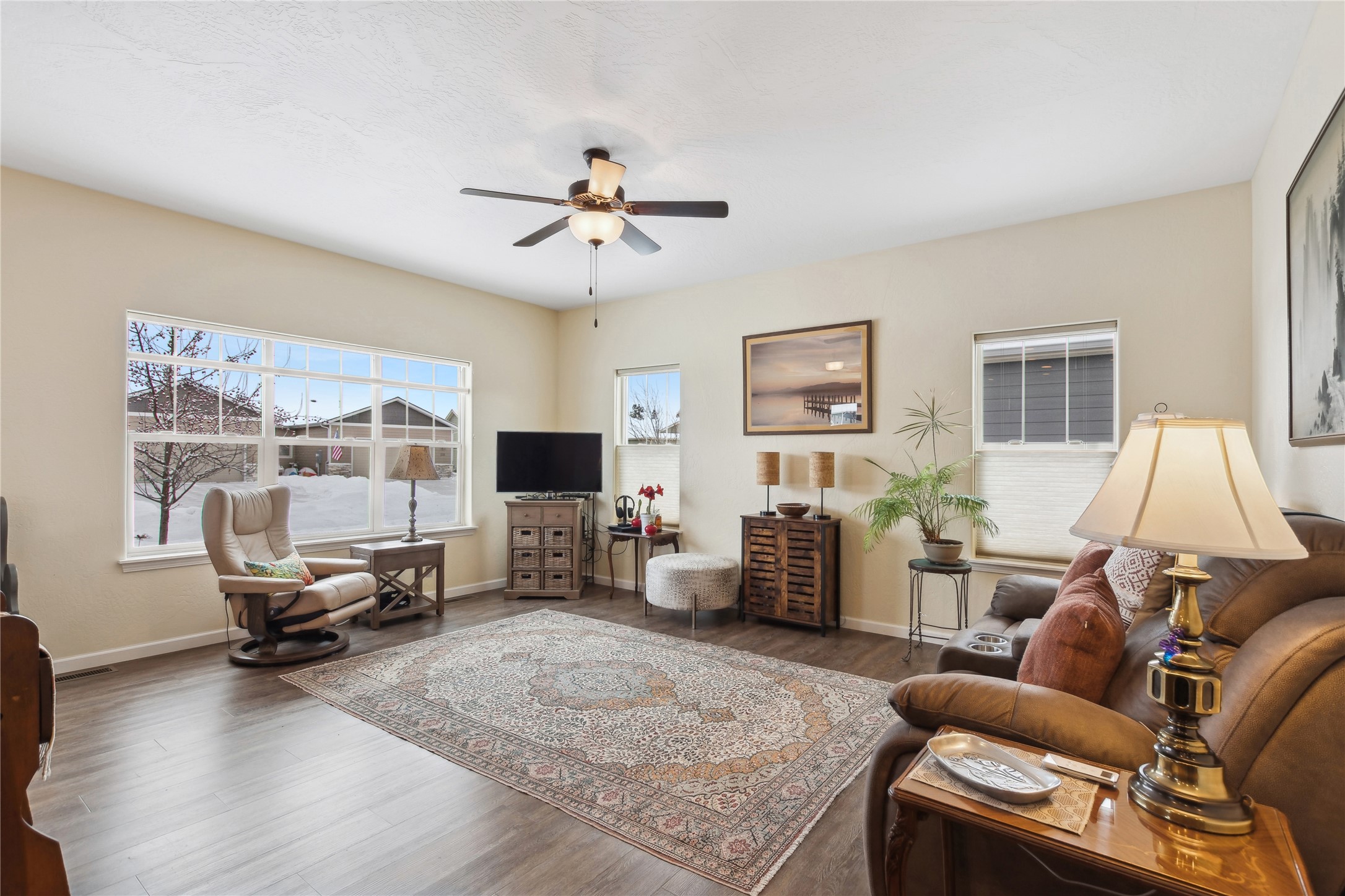 236 E Nicklaus Avenue Property Photo 4