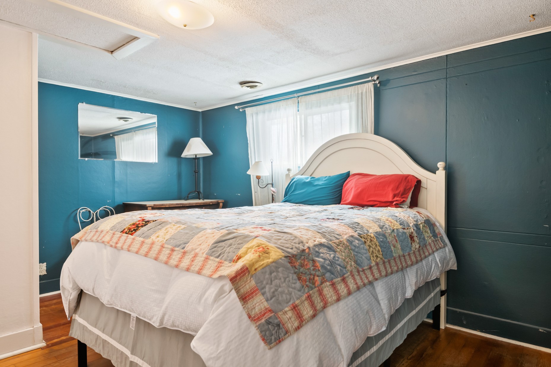 2207 Wylie Avenue Property Photo 8