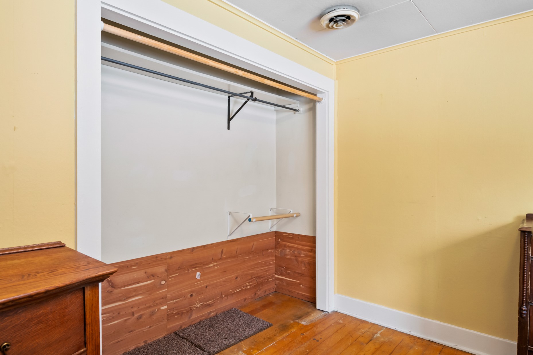 2207 Wylie Avenue Property Photo 22