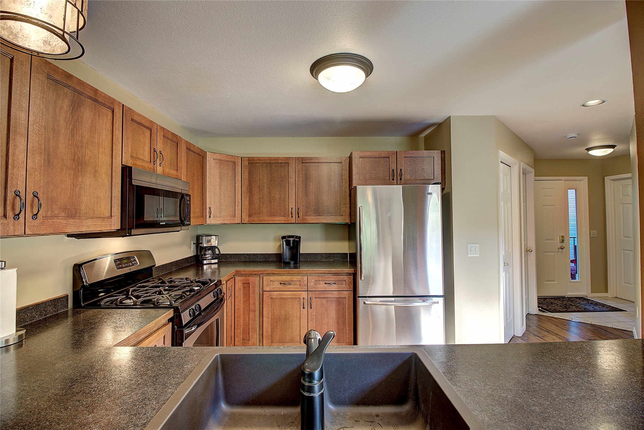 695 Saint Andrews Drive Property Photo 8