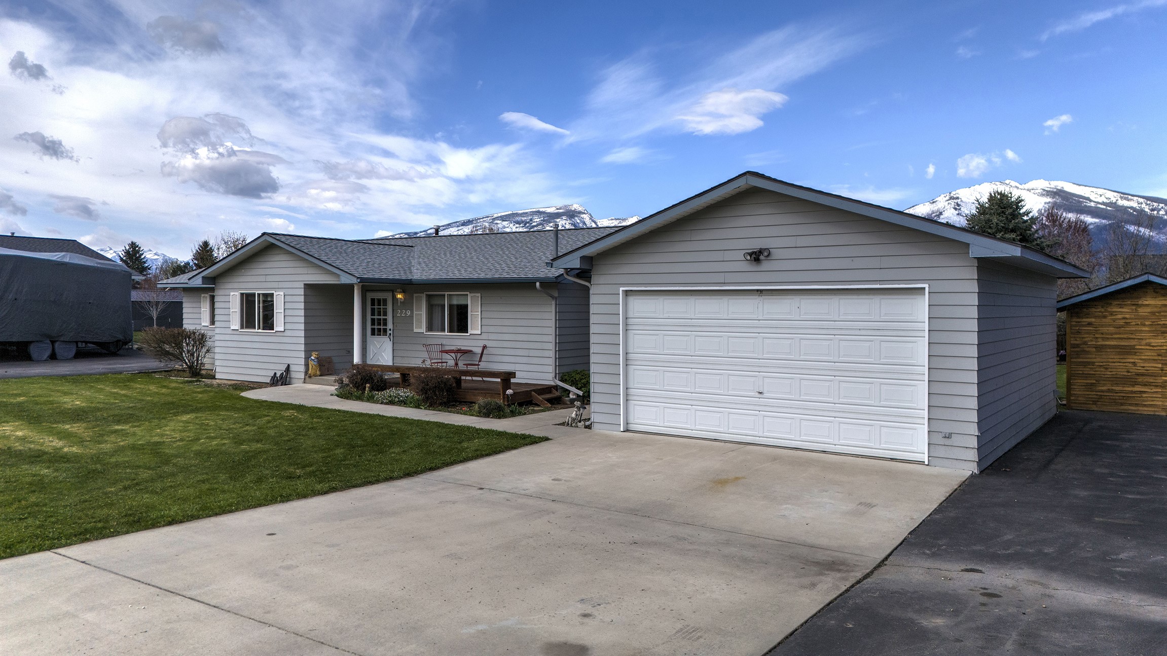 229 Antigone Drive Property Photo 3