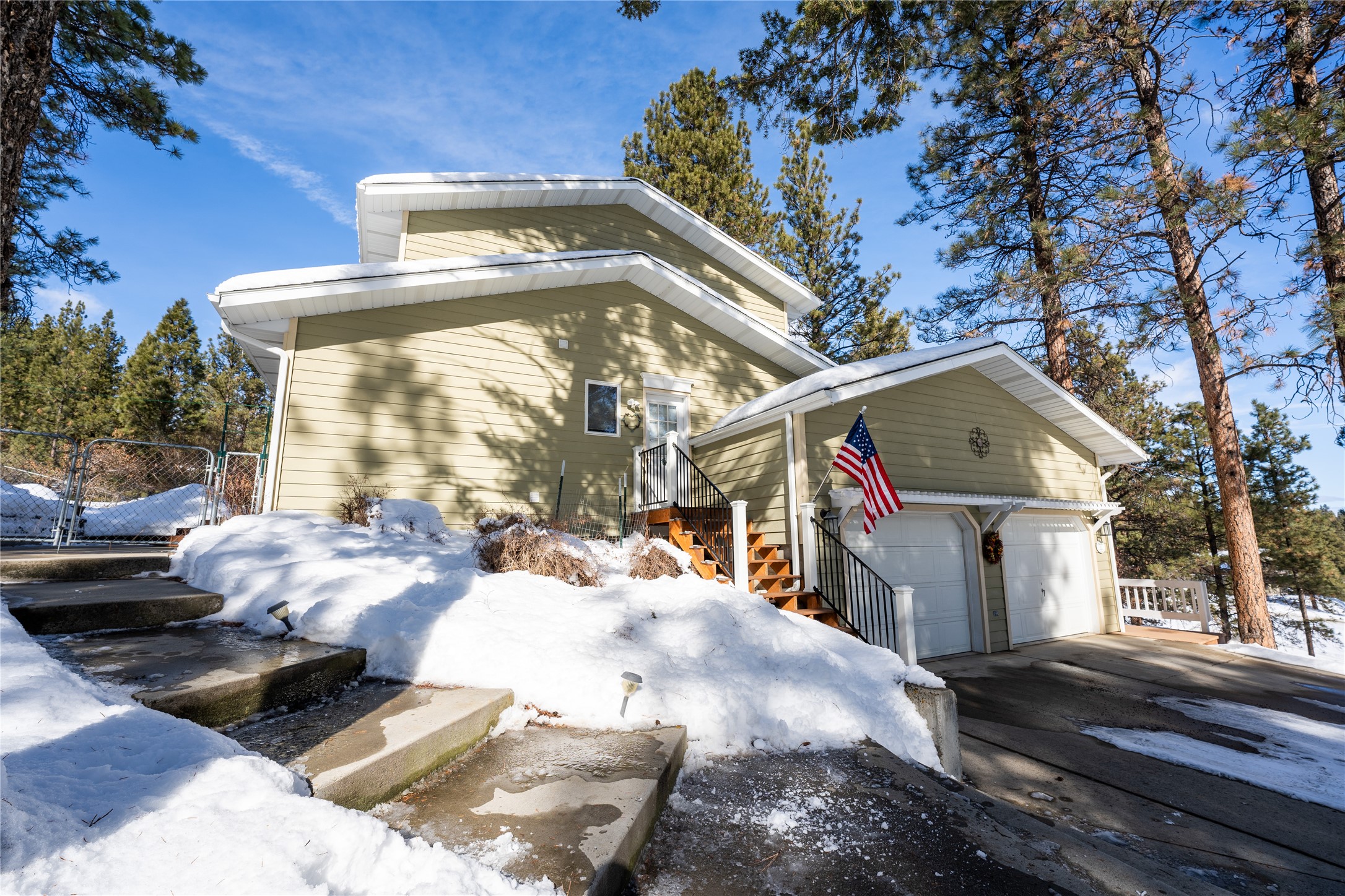 6 Pine Ridge Circle Property Photo 1