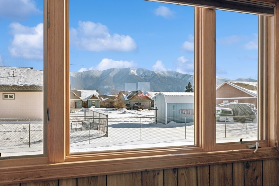 185 Veteran Drive Property Photo 24