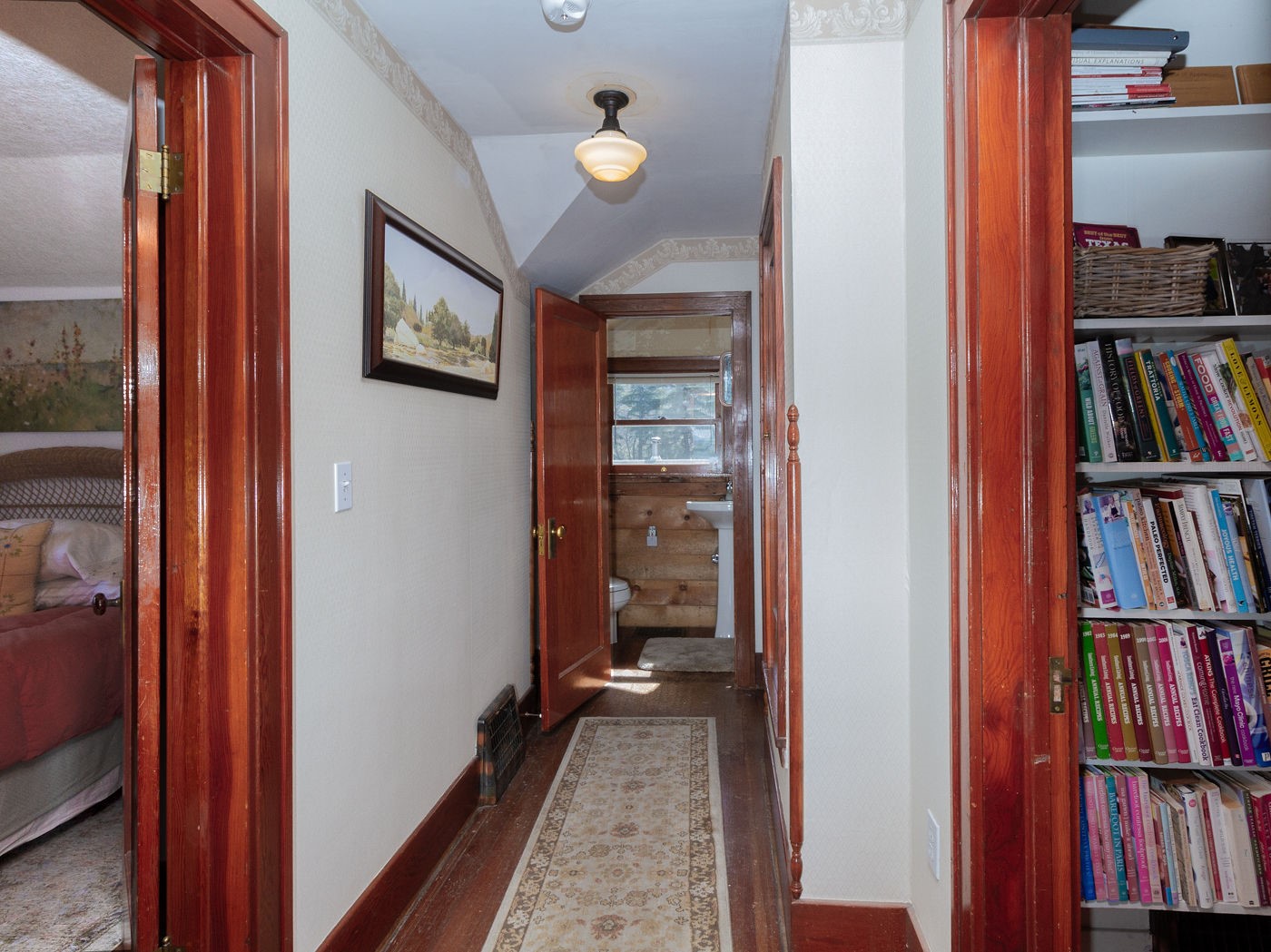 108 16th Avenue E Property Photo 26