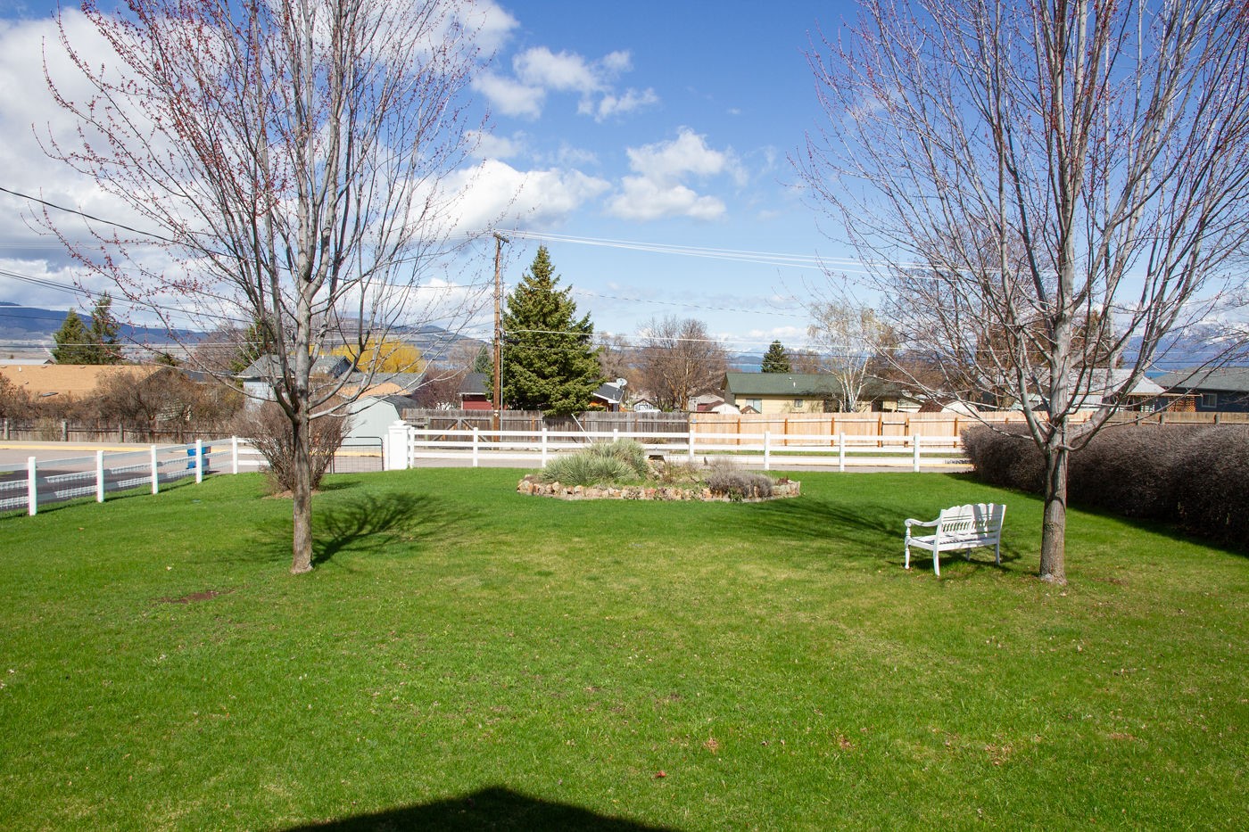 108 16th Avenue E Property Photo 56
