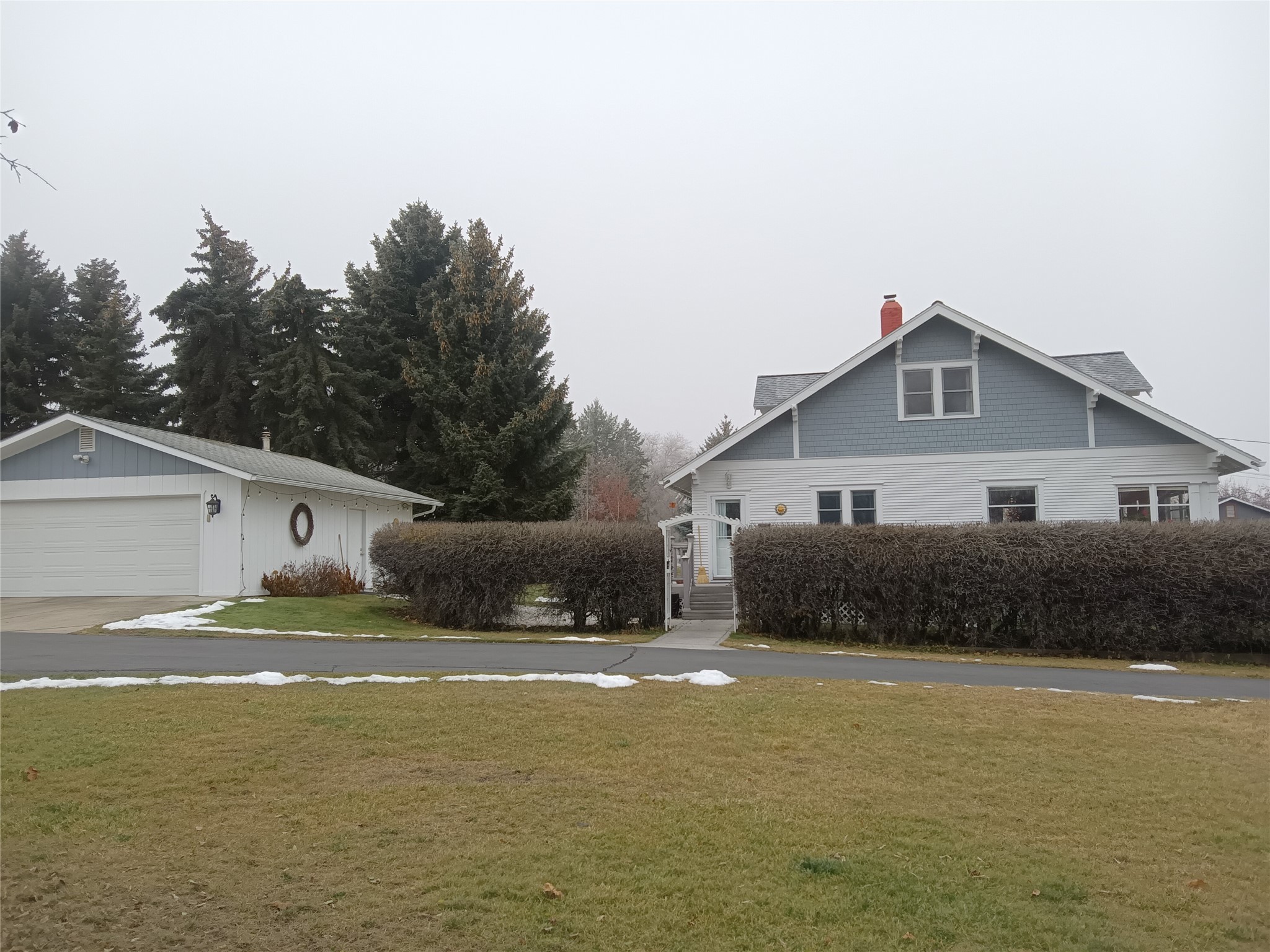 108 16th Avenue E Property Photo 66