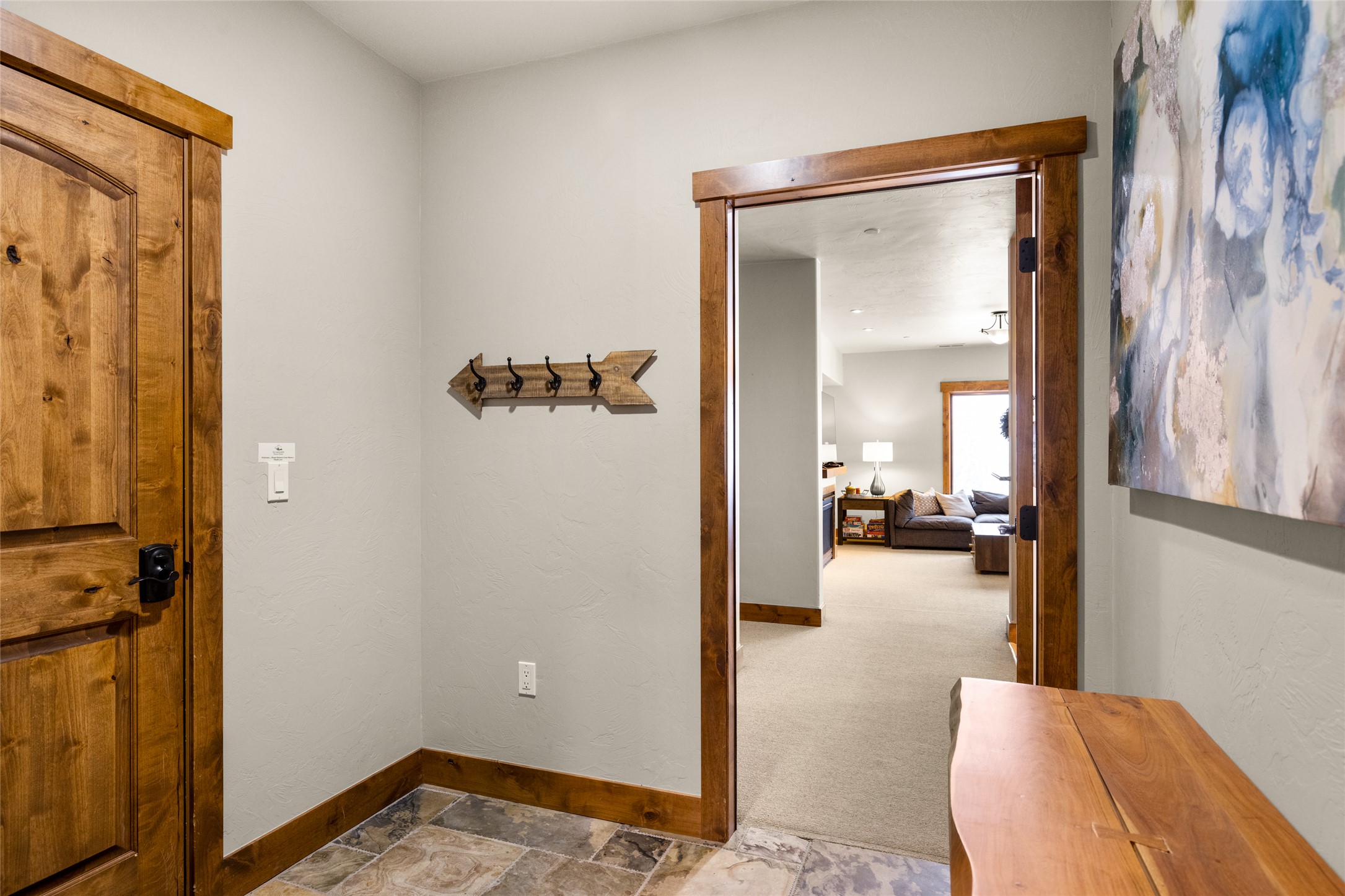3820 Tamarack Avenue 200 Property Photo 5