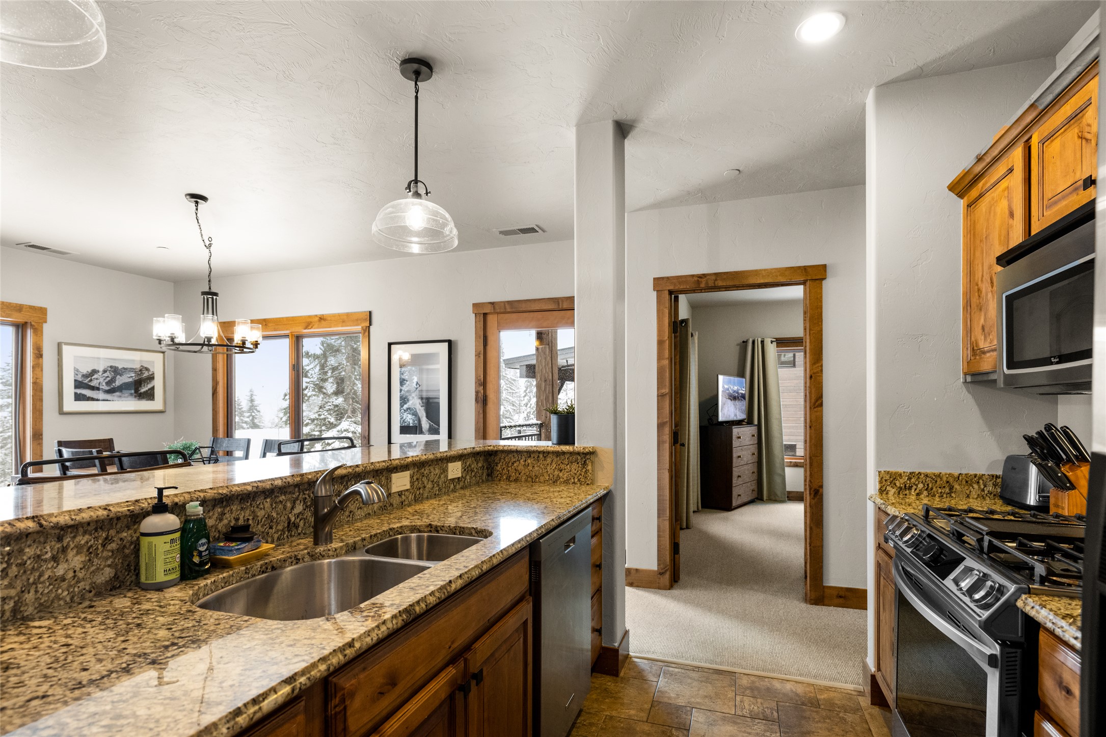 3820 Tamarack Avenue 200 Property Photo 10