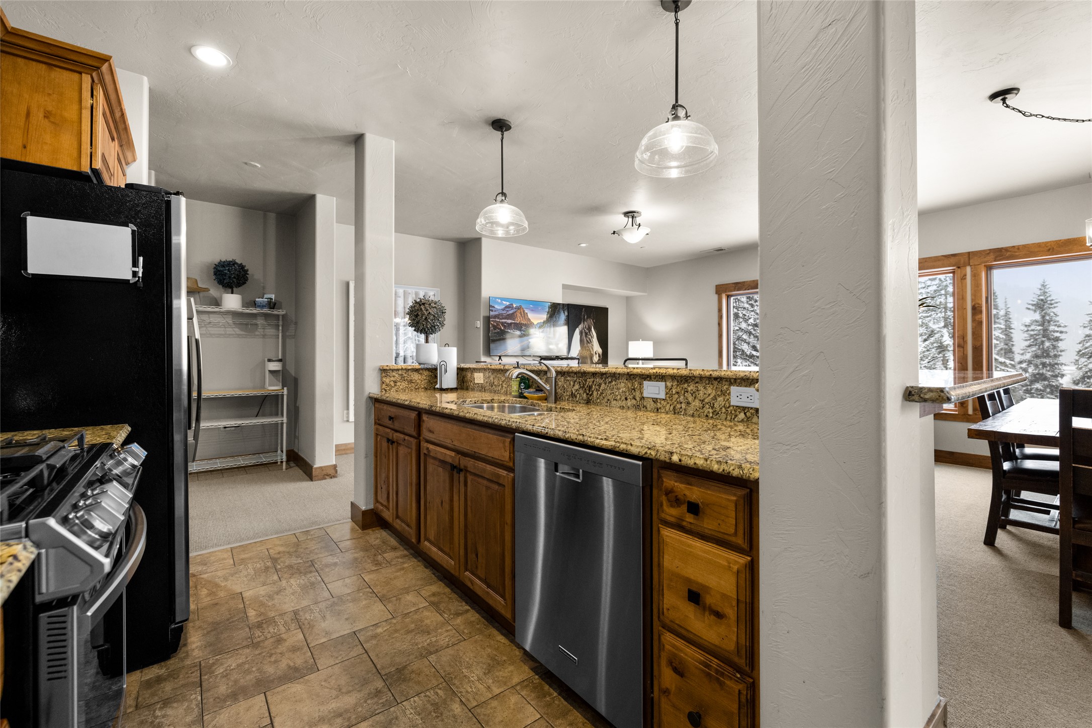 3820 Tamarack Avenue 200 Property Photo 11