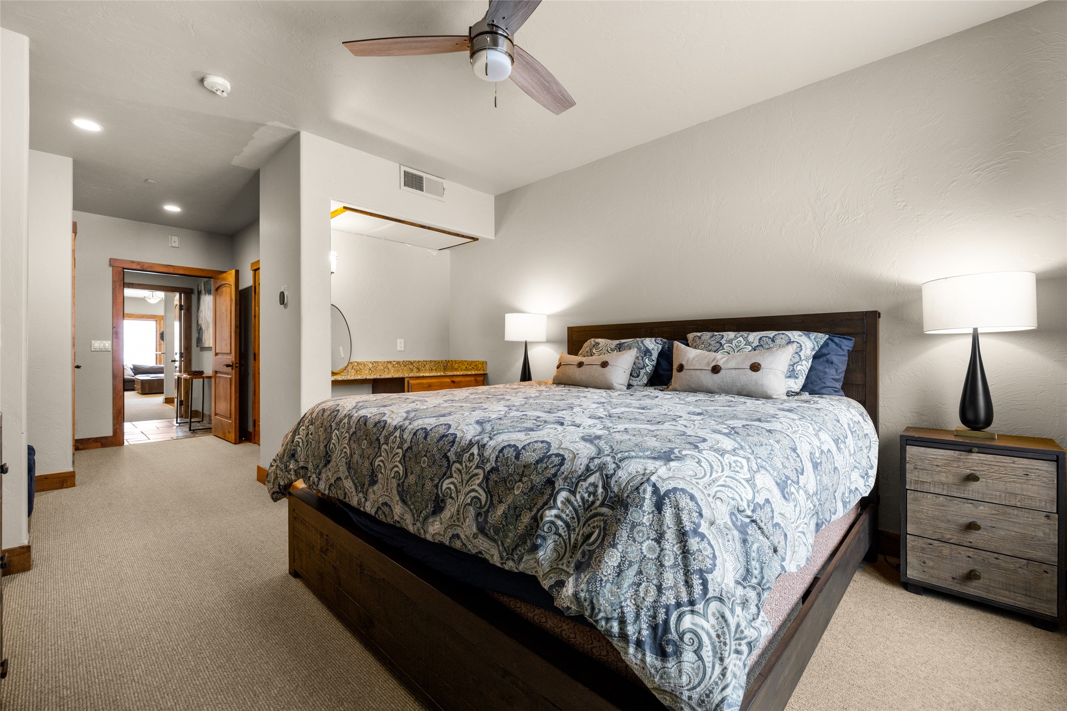 3820 Tamarack Avenue 200 Property Photo 16