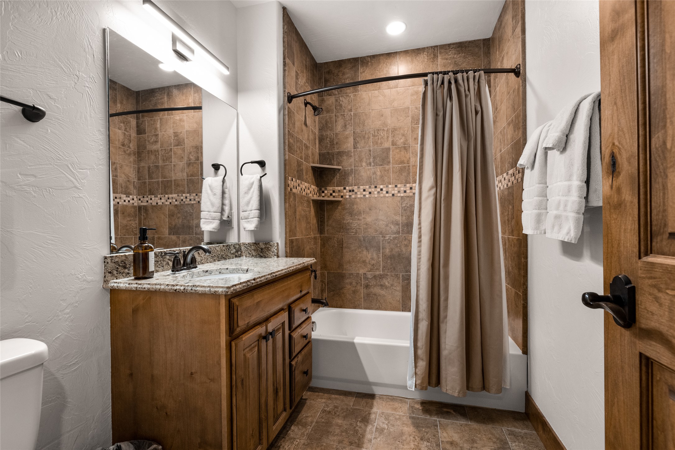 3820 Tamarack Avenue 200 Property Photo 24