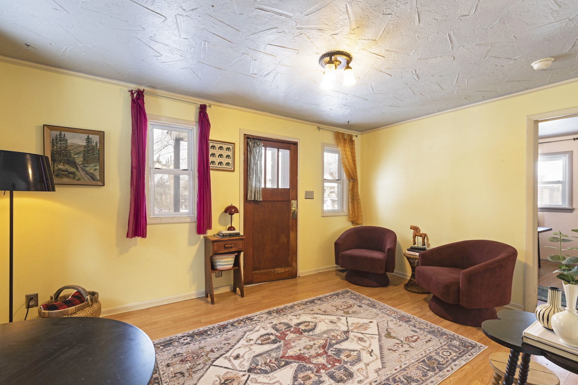 1925 Burlington Avenue Property Photo 11
