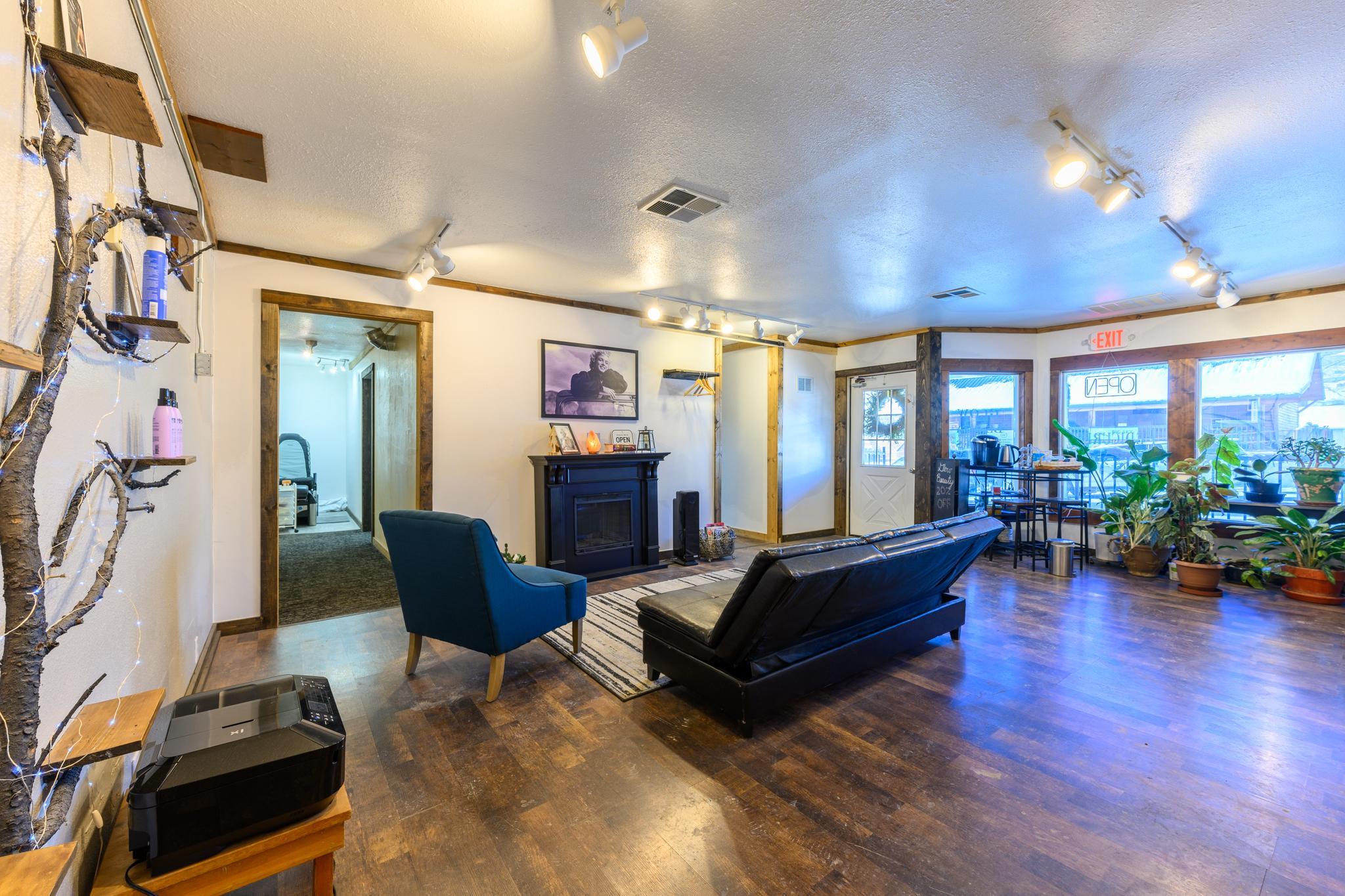 312 Dewey Avenue Property Photo 12