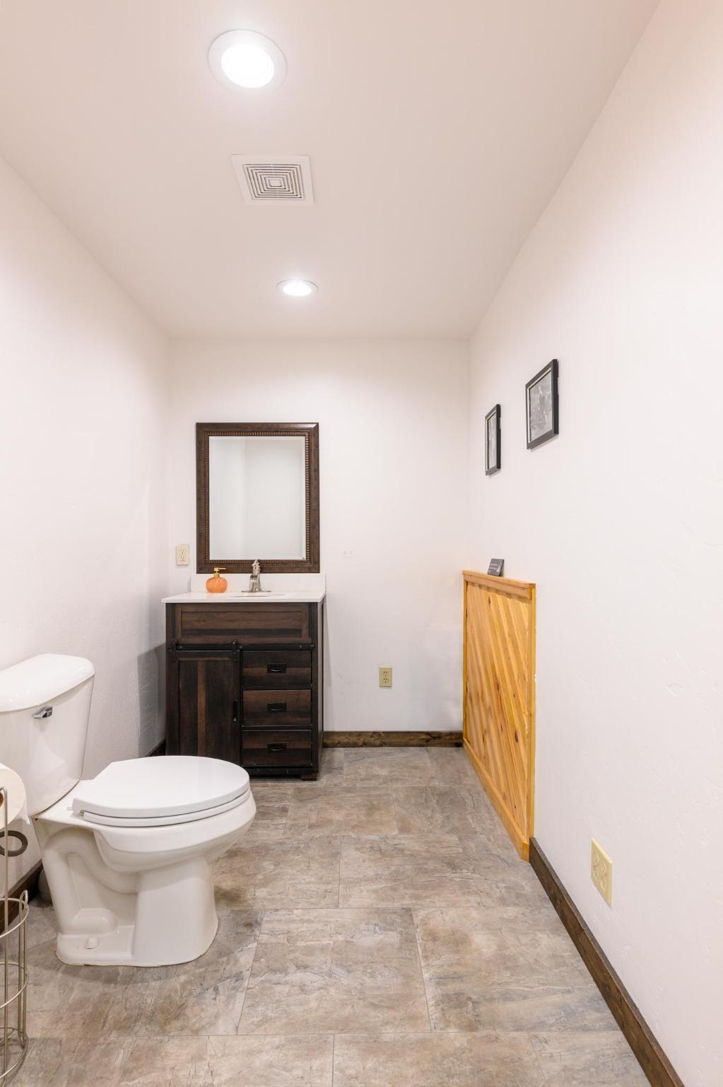 312 Dewey Avenue Property Photo 23