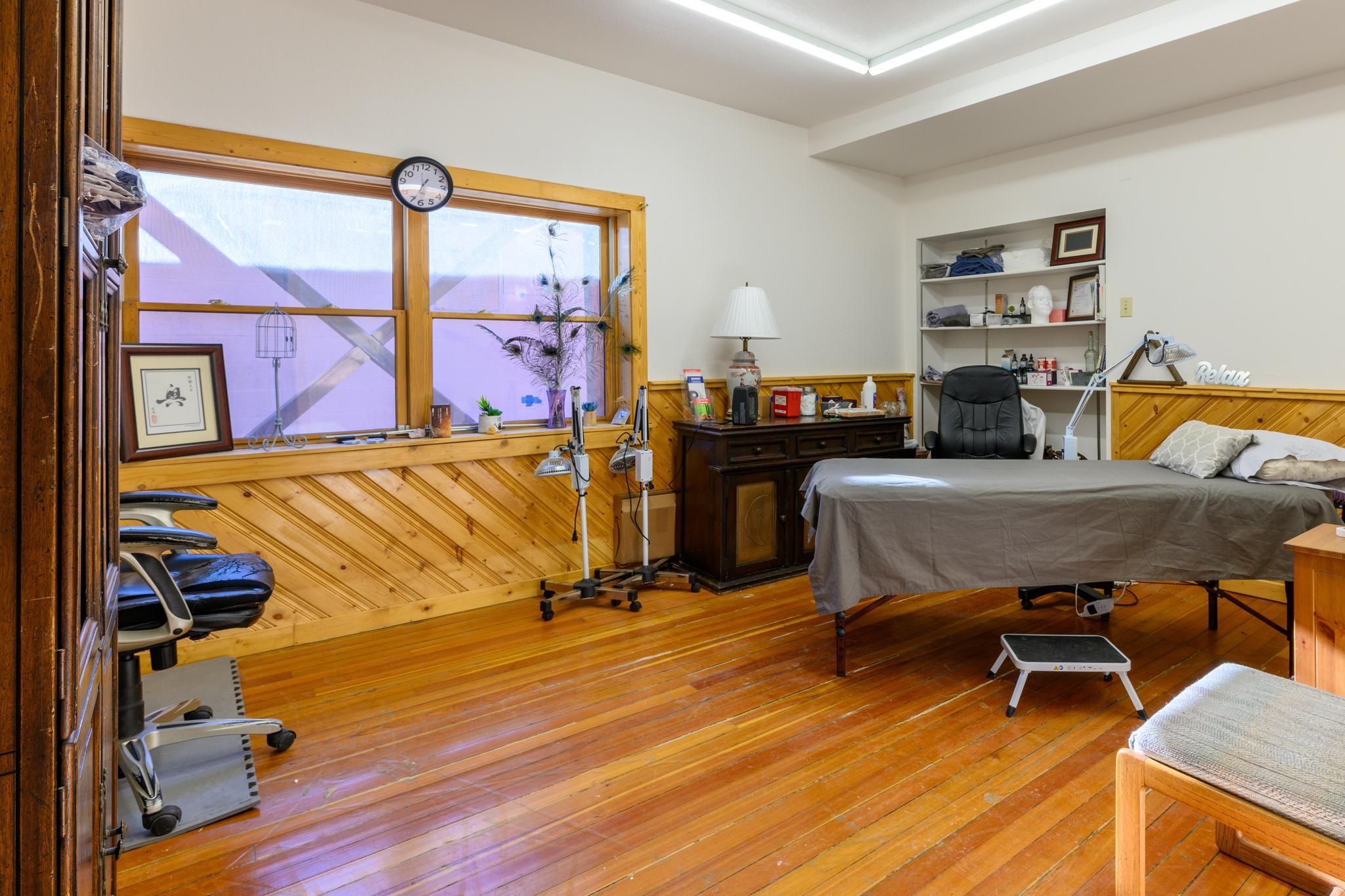 312 Dewey Avenue Property Photo 29