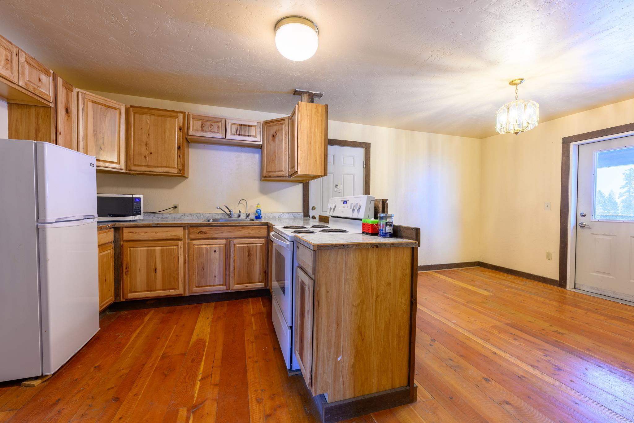 312 Dewey Avenue Property Photo 53