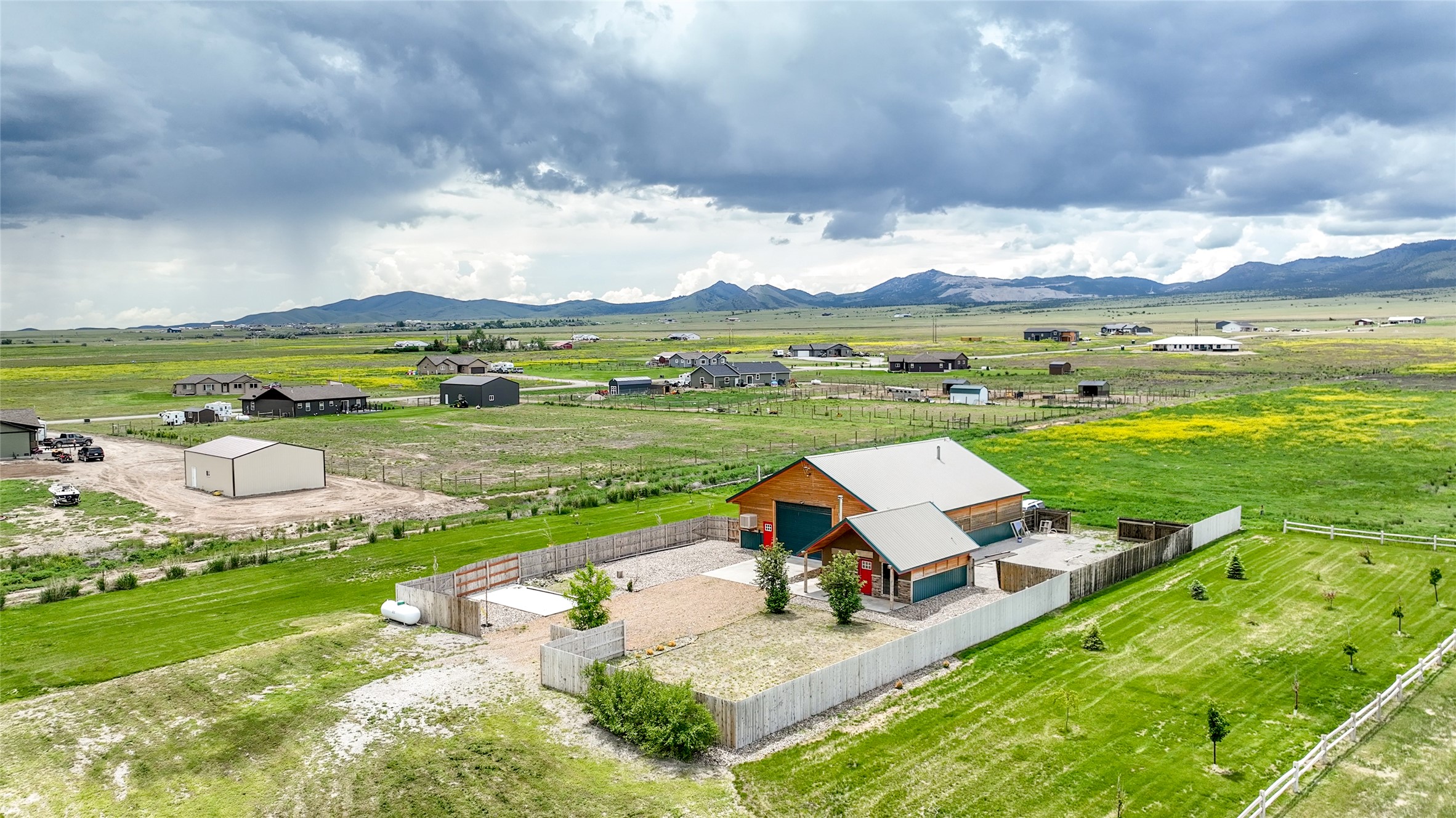 7 Grandview Loop Property Photo 8