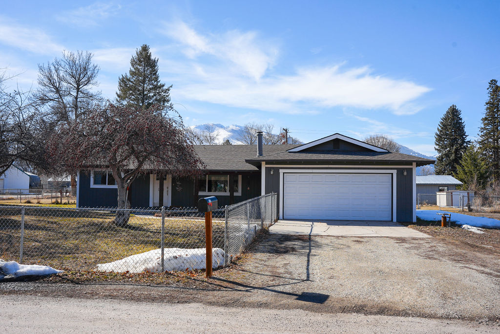 167 Conrad Avenue Property Photo
