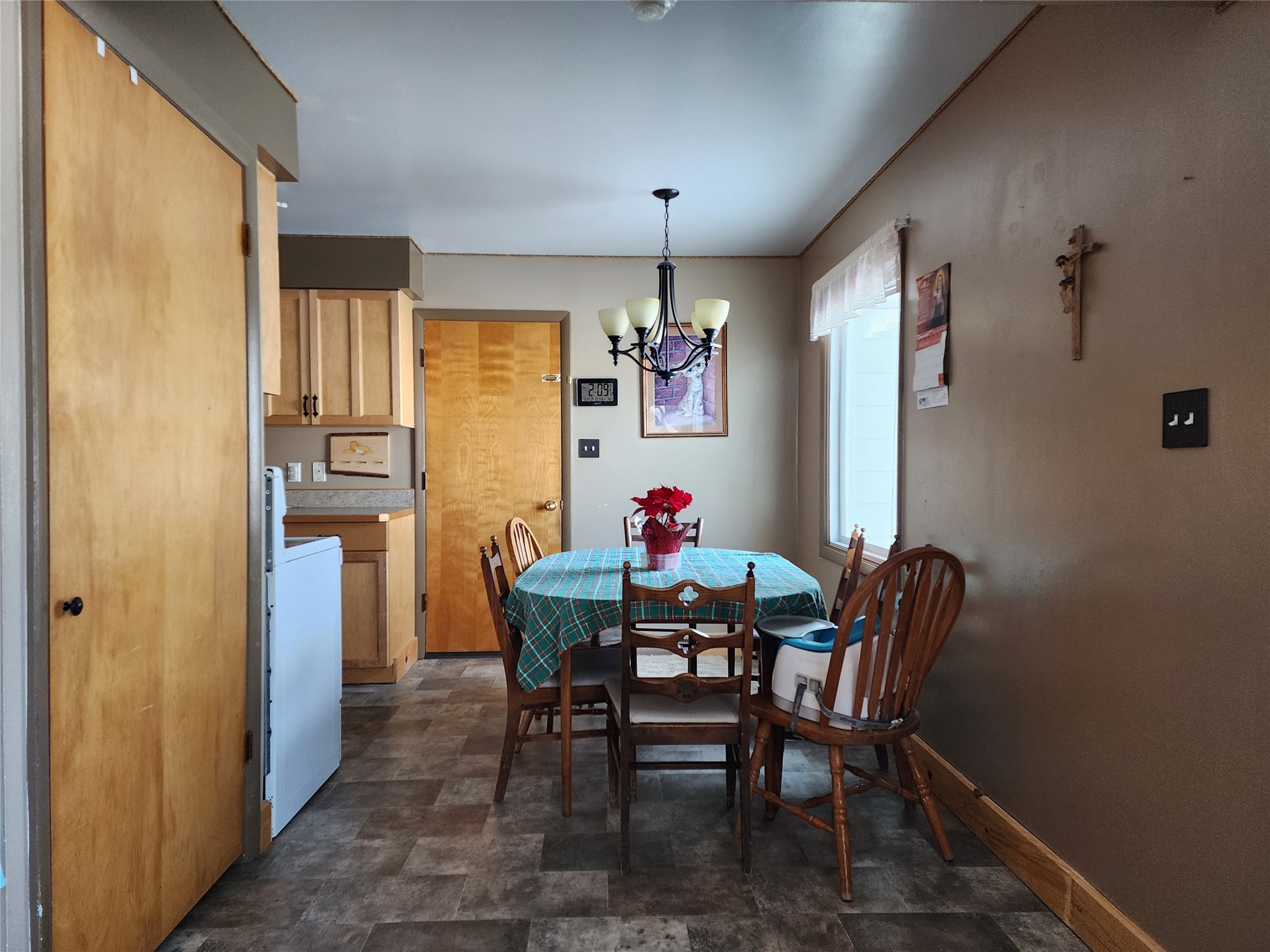304 Riverview 4 W Property Photo 11