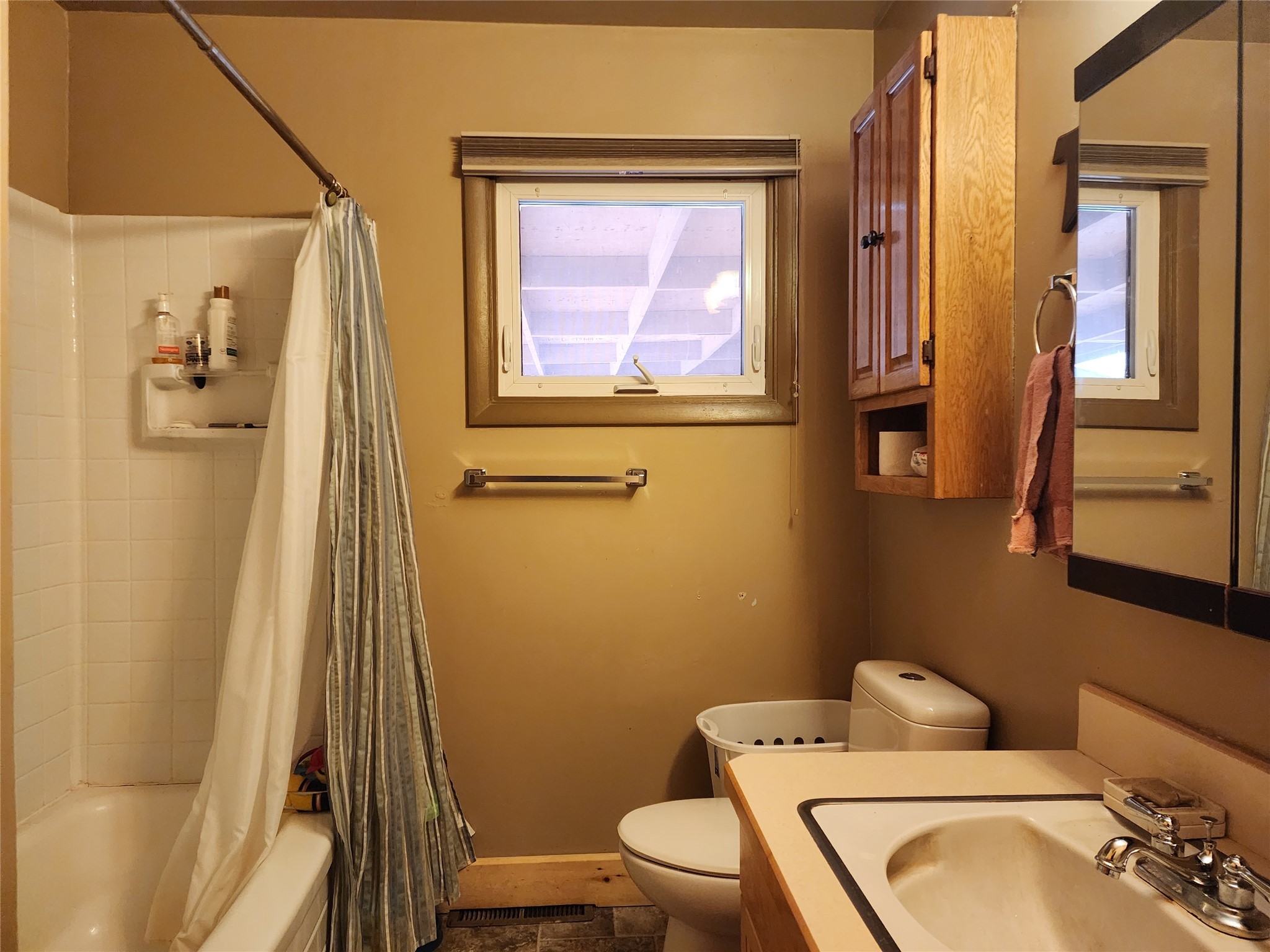 304 Riverview 4 W Property Photo 18