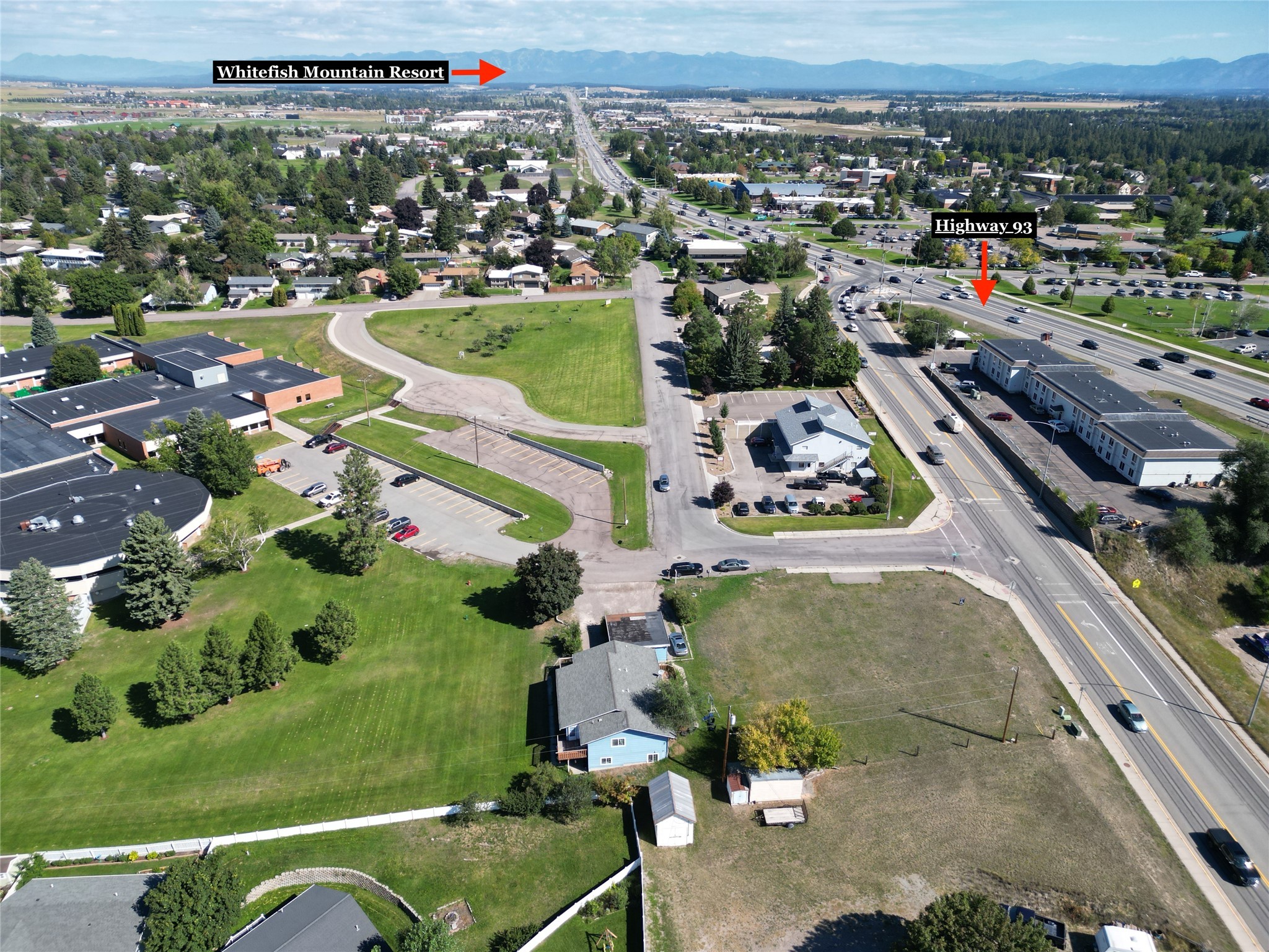 6 Parkway Drive A & B Property Photo 1